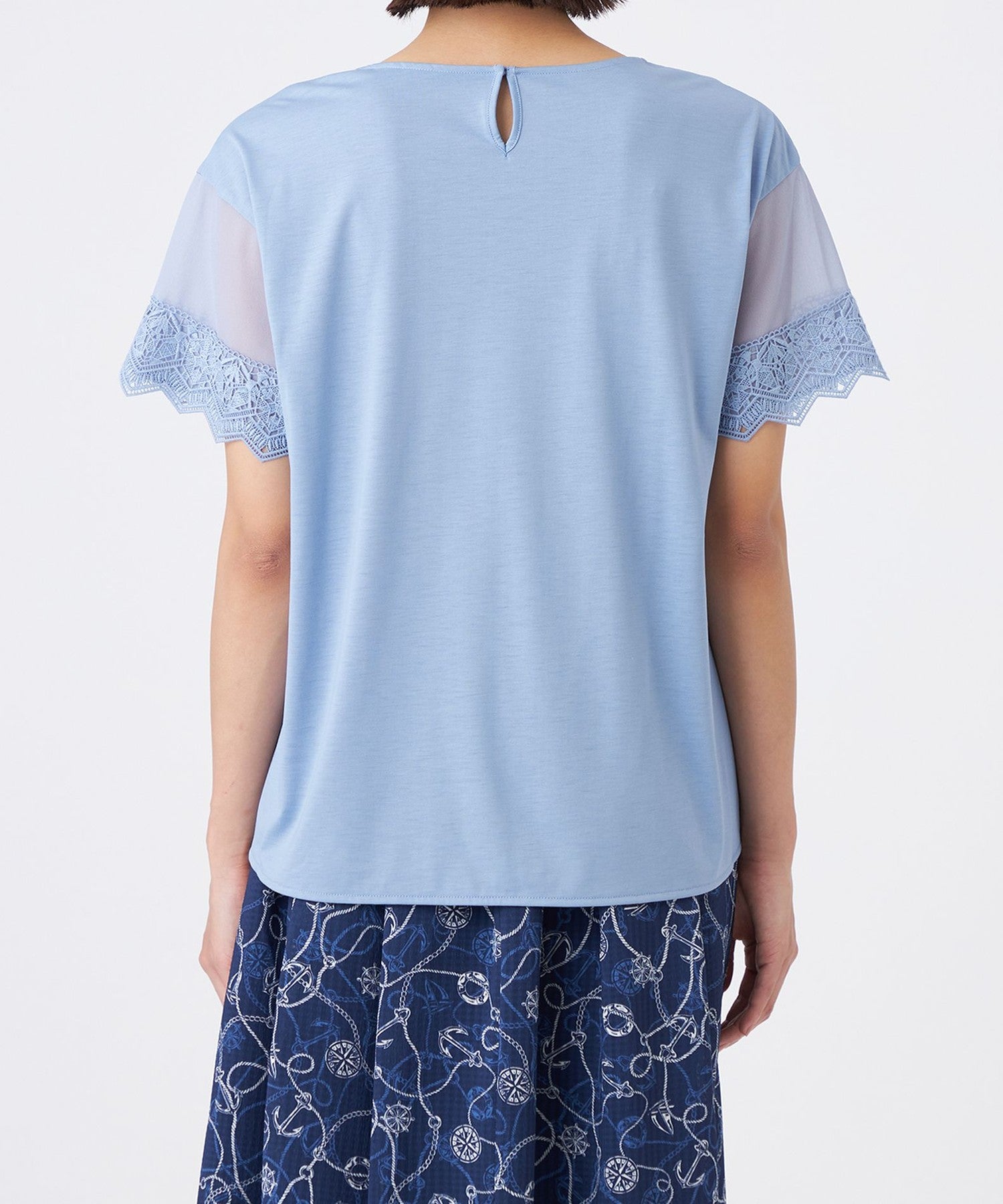 2211-U1P2057820__L,20,