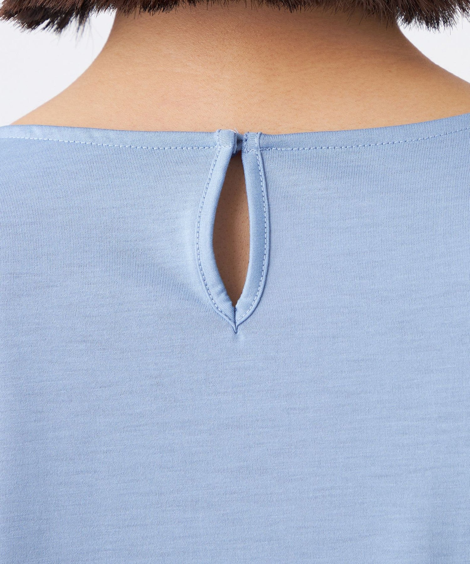 2211-U1P2057820__M,20,