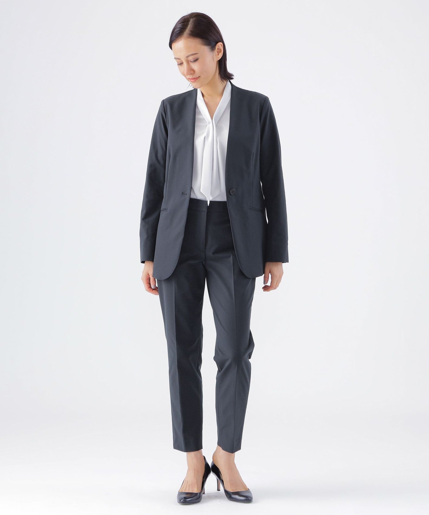 2211-U1R0341028__H,28,