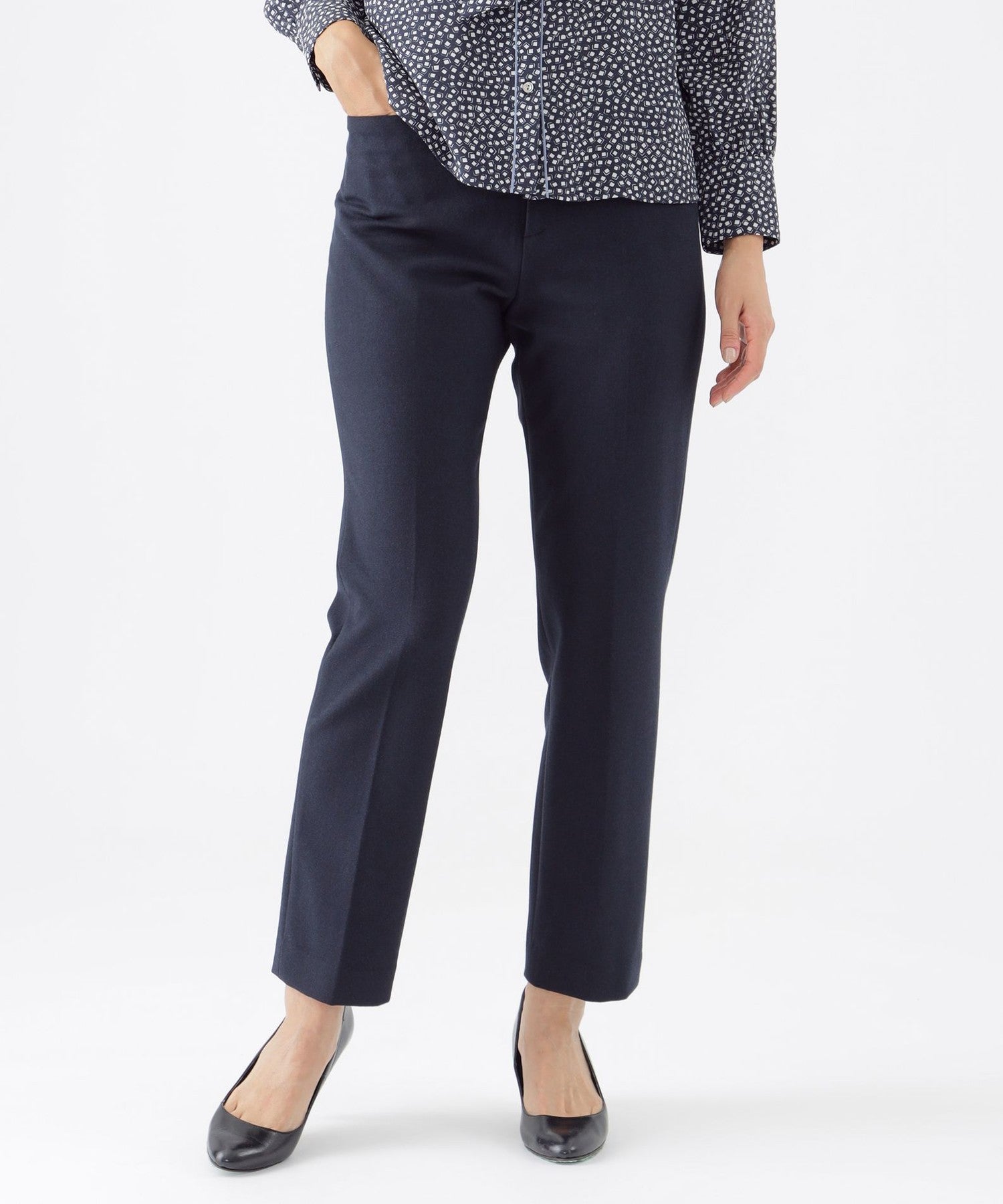 2211-U1R0644728__,28,モデル身長170cm 着用サイズ：38