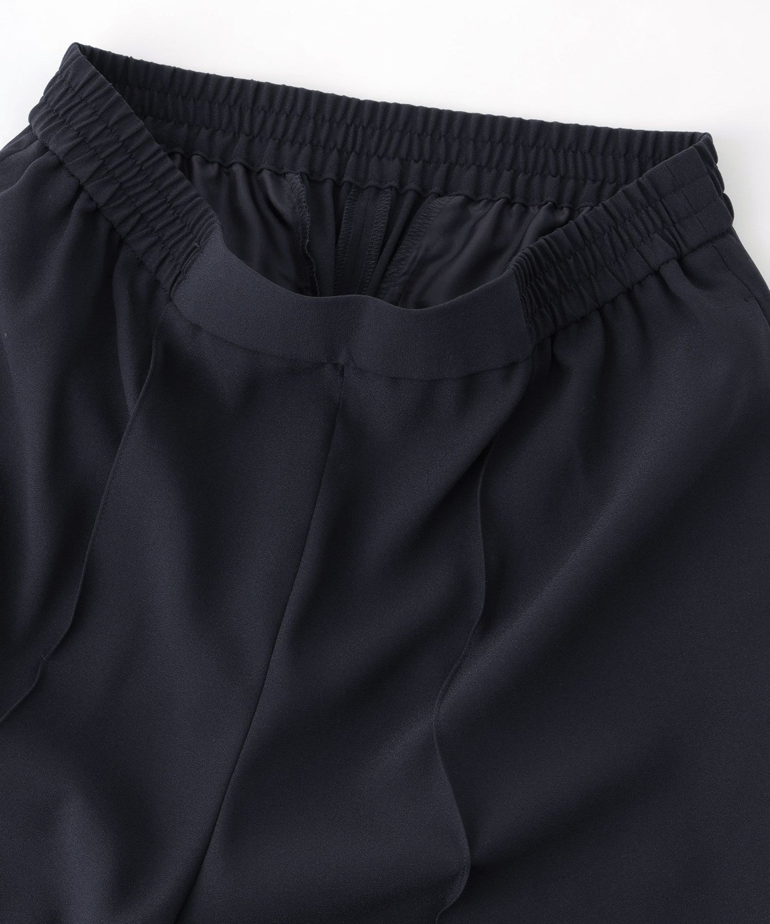 2211-U1R1364328__N,28,