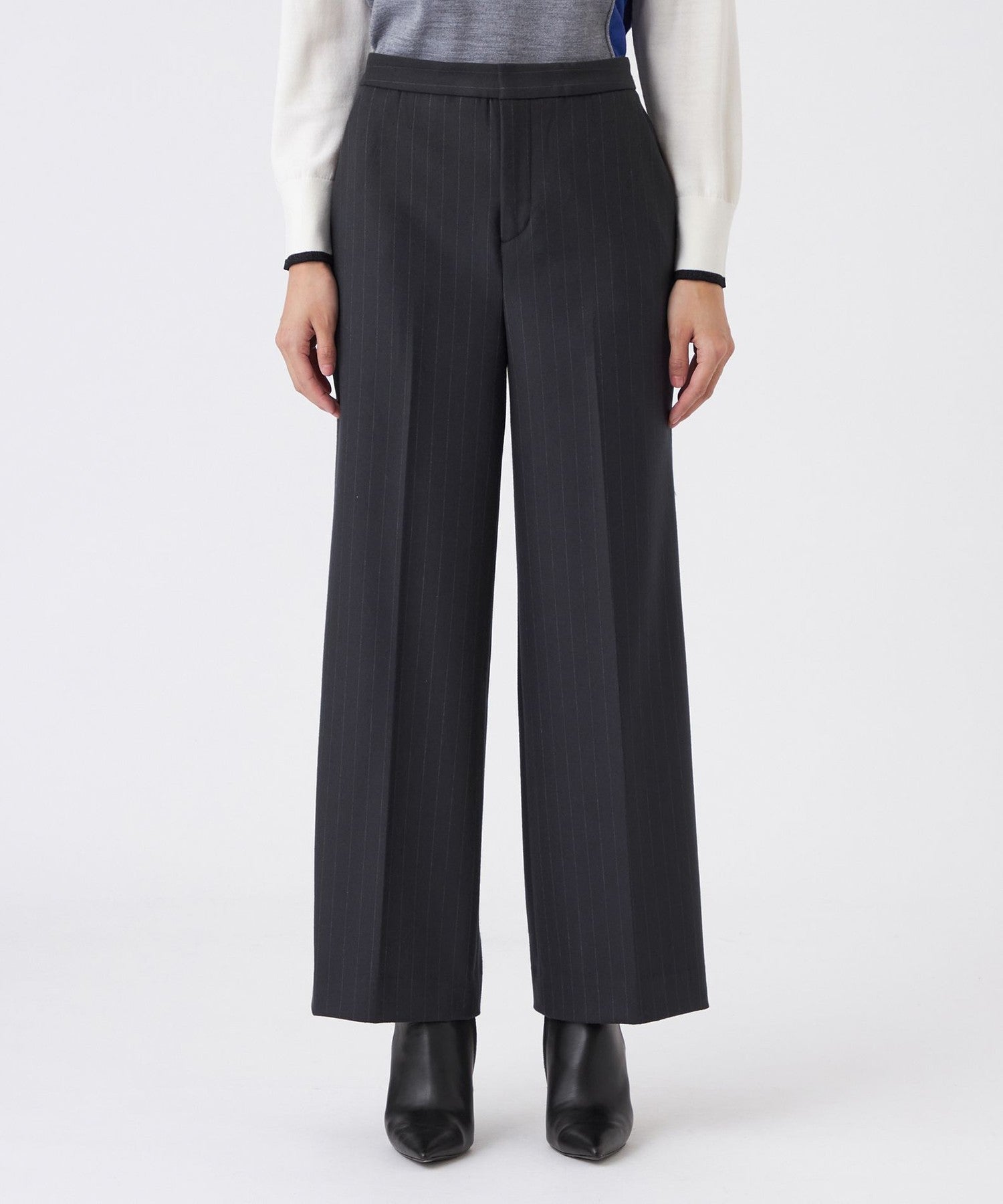 2211-U1R1766628__C,28,