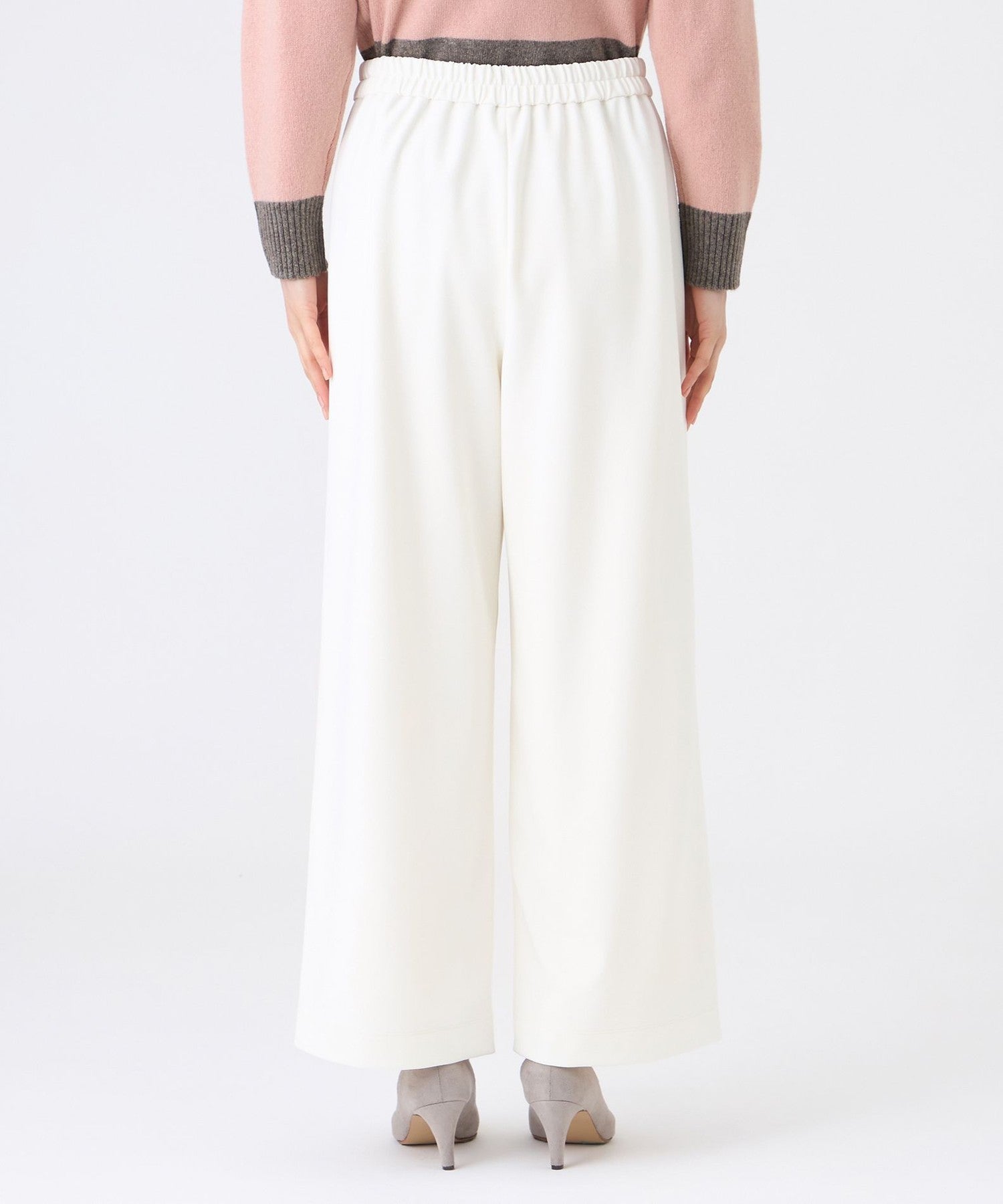 2211-U1R1967202__L,02,