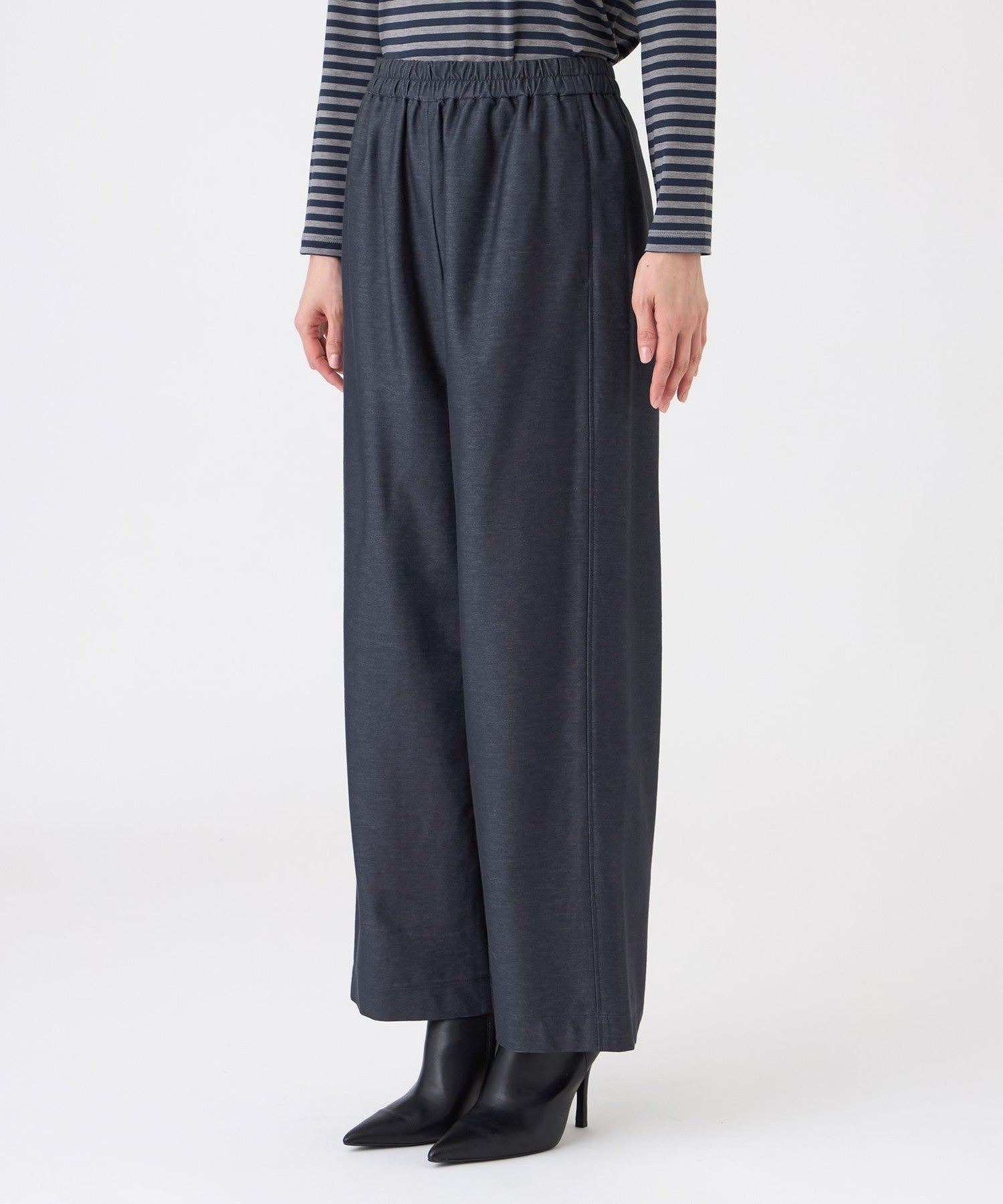 2211-U1R1967328__K,28,