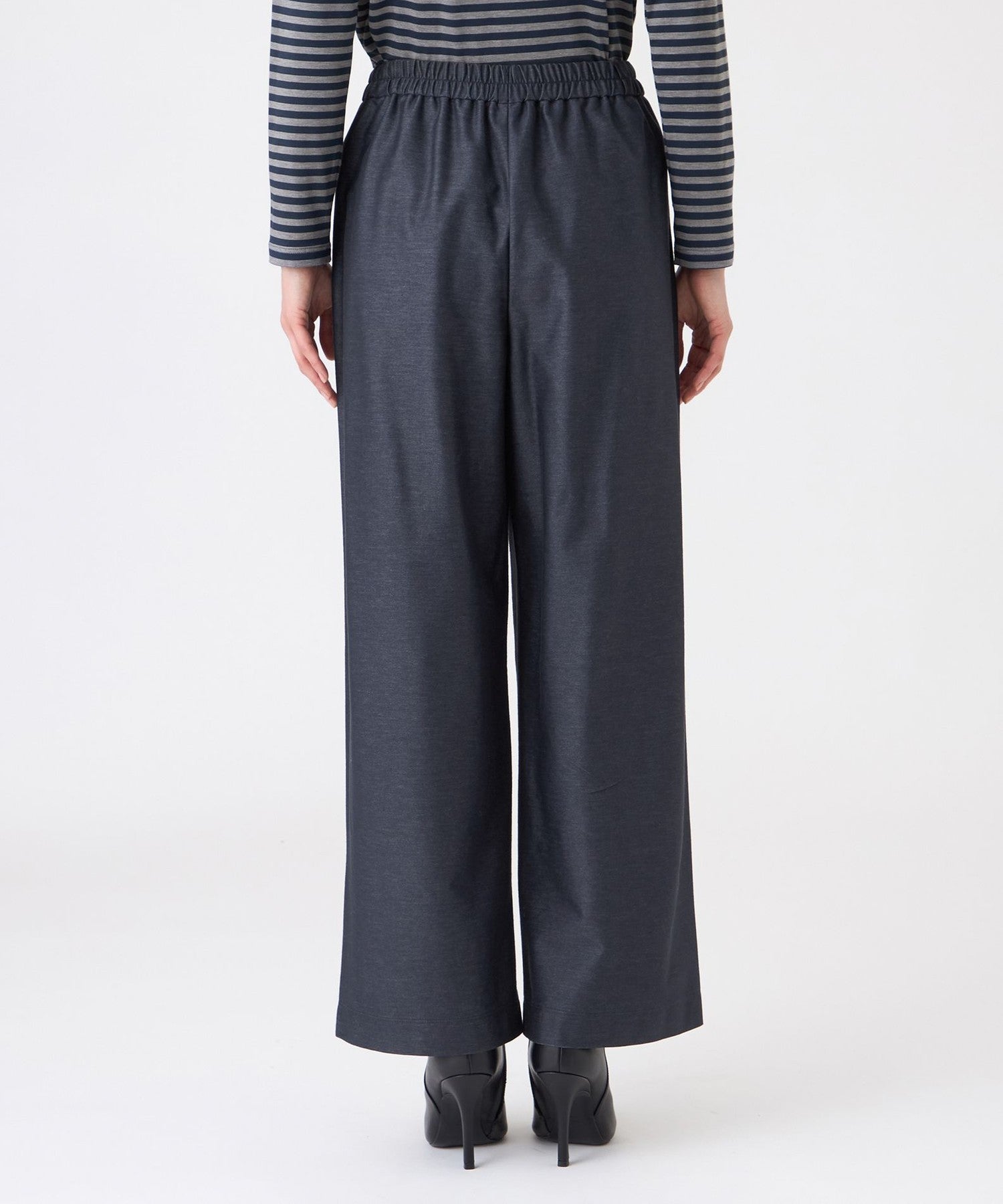 2211-U1R1967328__L,28,