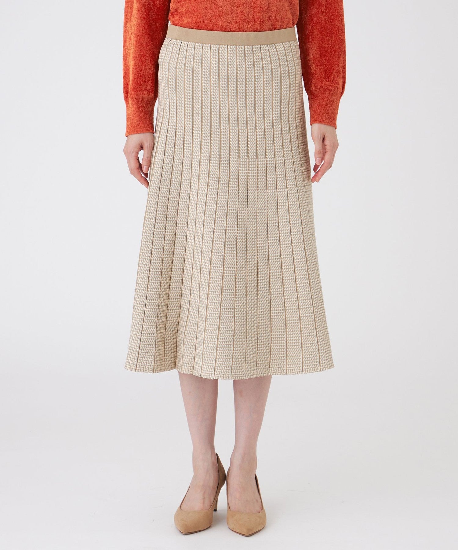 2211-U1S1664440__O,40,