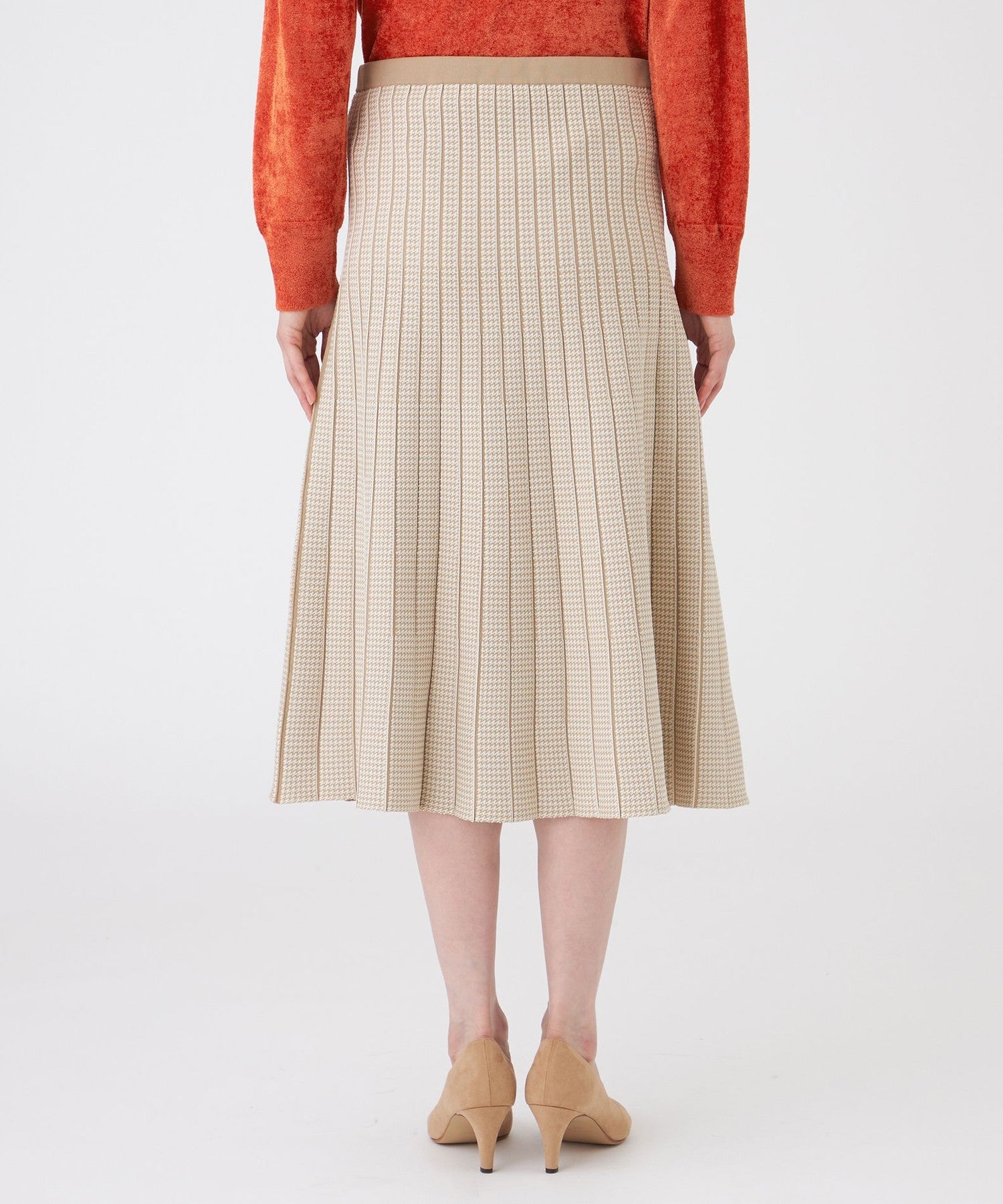 2211-U1S1664440__Q,40,