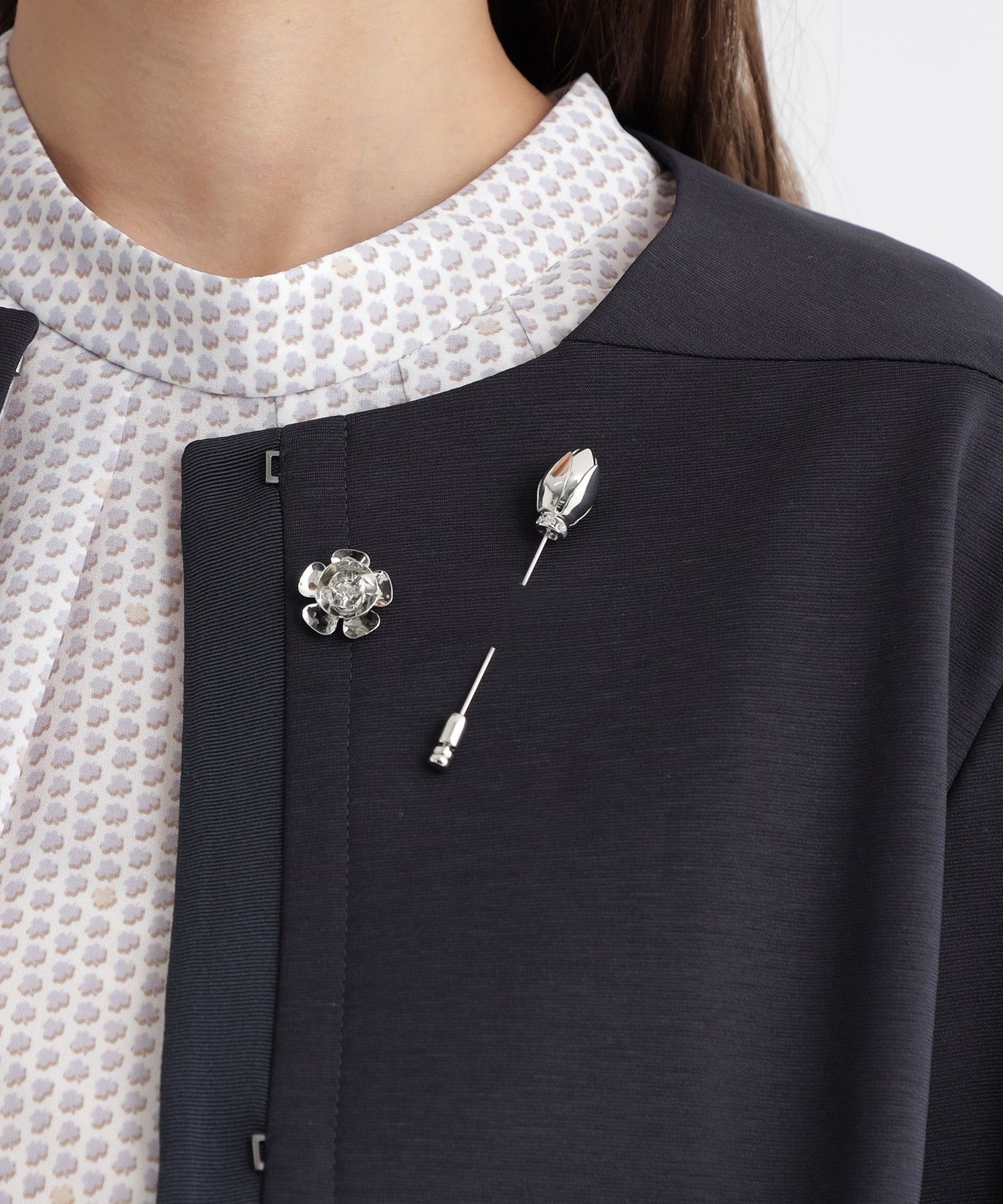 2211-U1V0270190__,90,