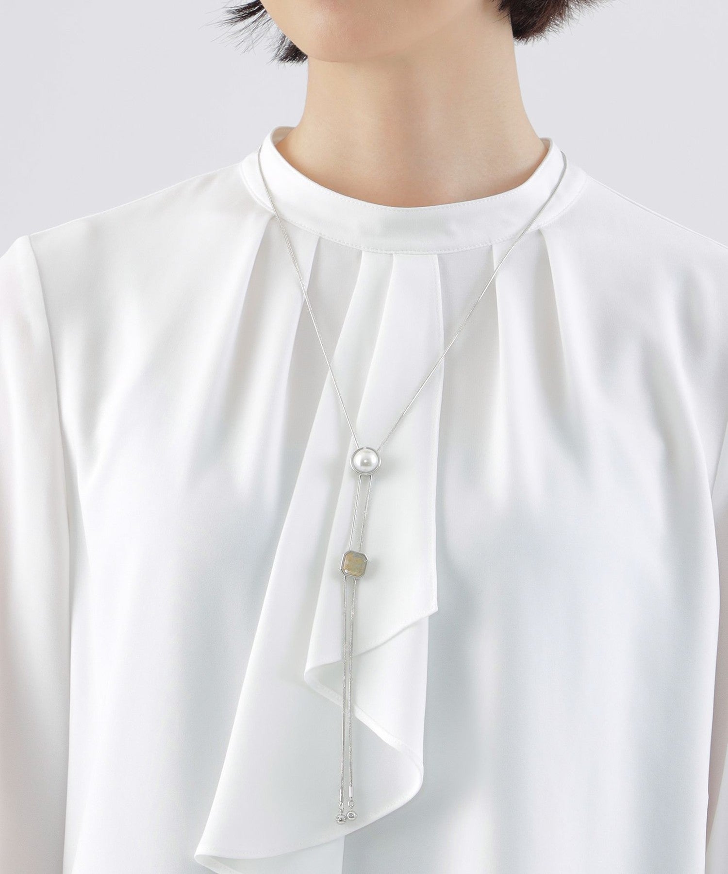 2211-U1V0831701__,01,