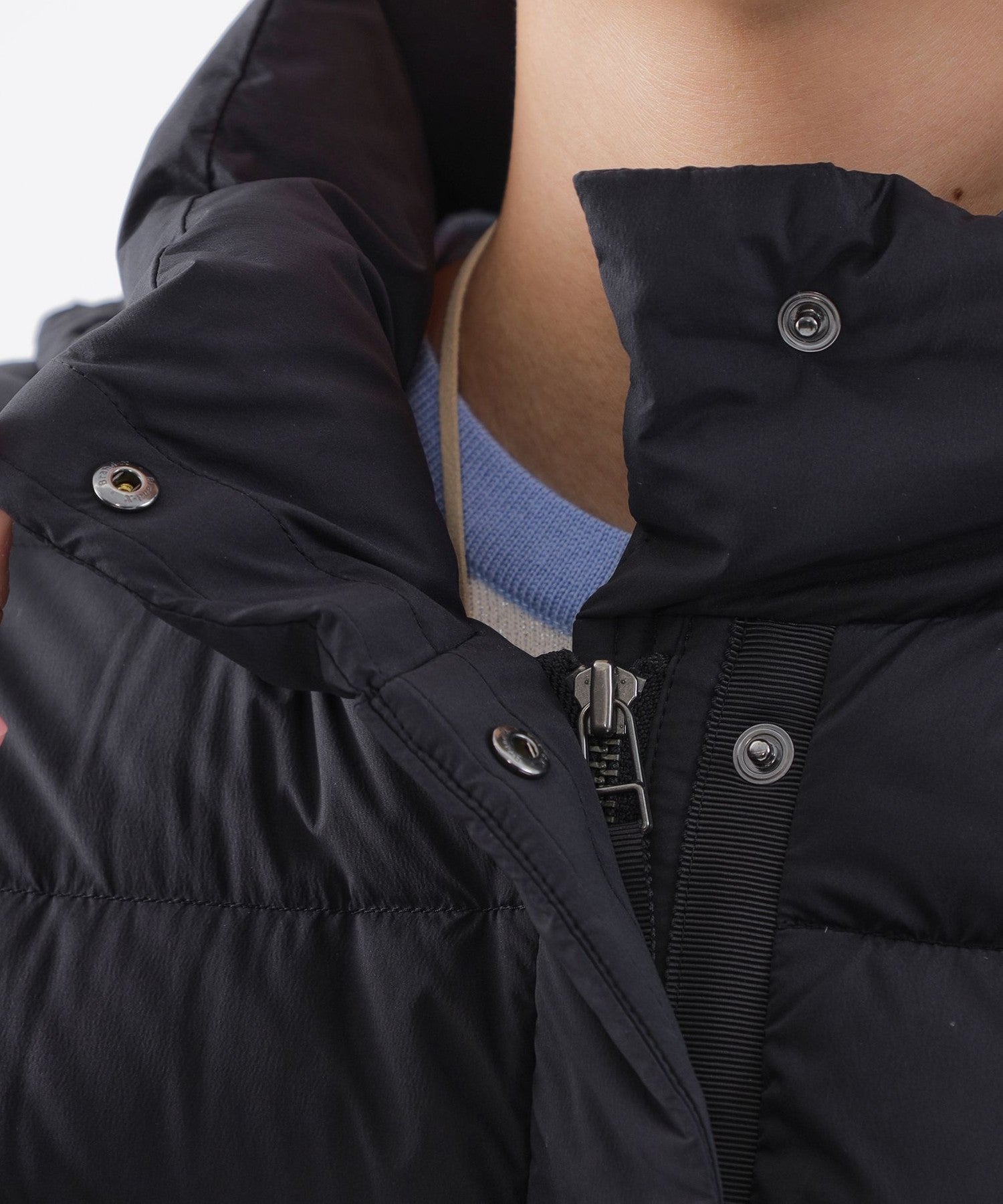 2212-U3A0645009__O,09,