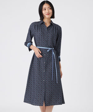 L】【ウォッシャブル】ビットプリントデシンワンピース