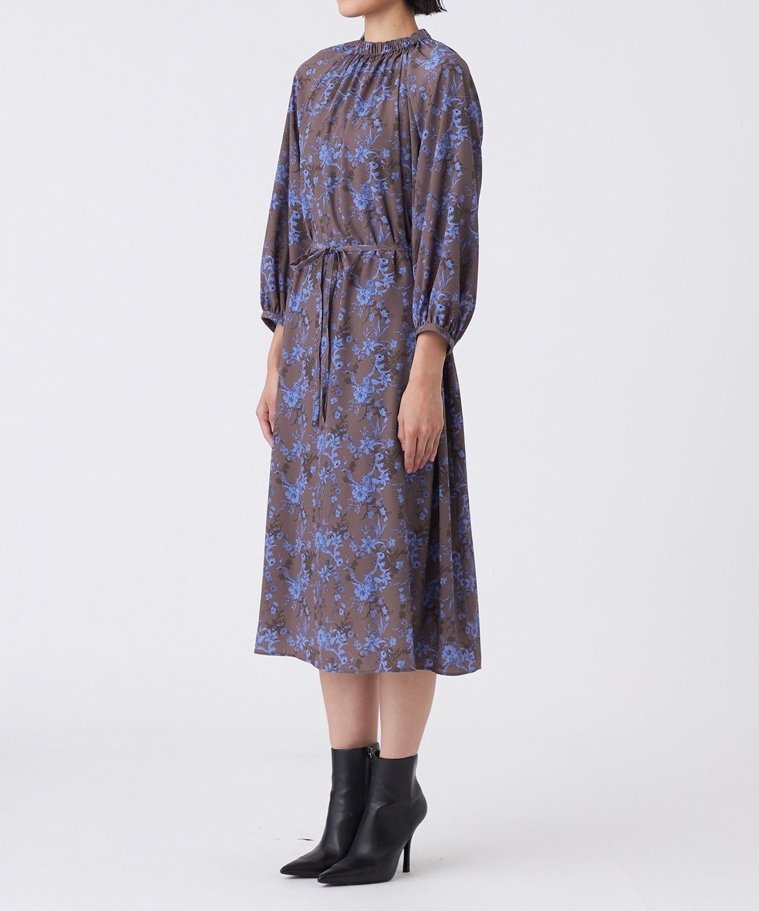 2212-U3J0865356__L,56,