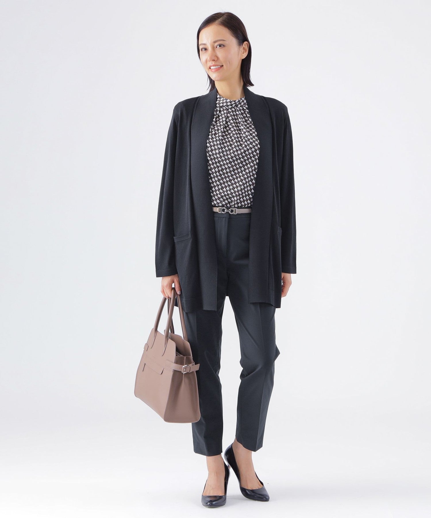 2212-U3M0541172__H,72,