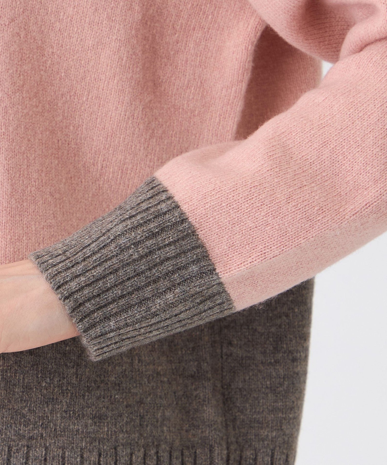 2212-U3N2566512__O,12,