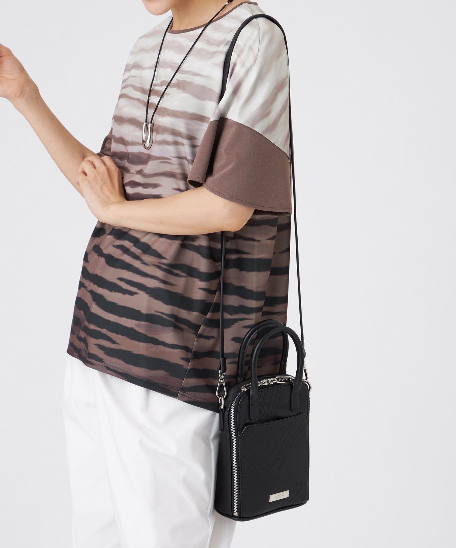 2213-U511062094__I,94,