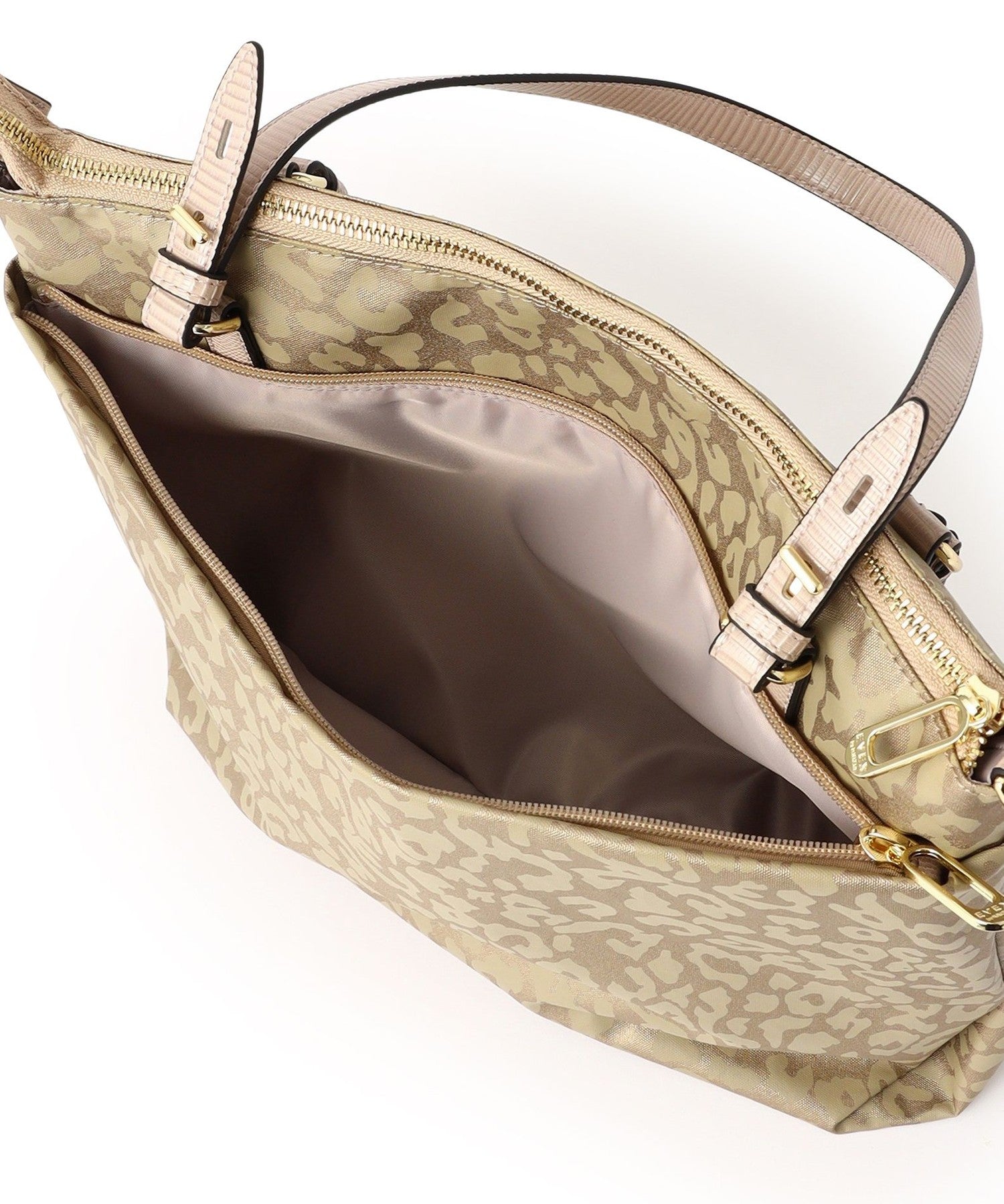 2213-U511162194__P,94,