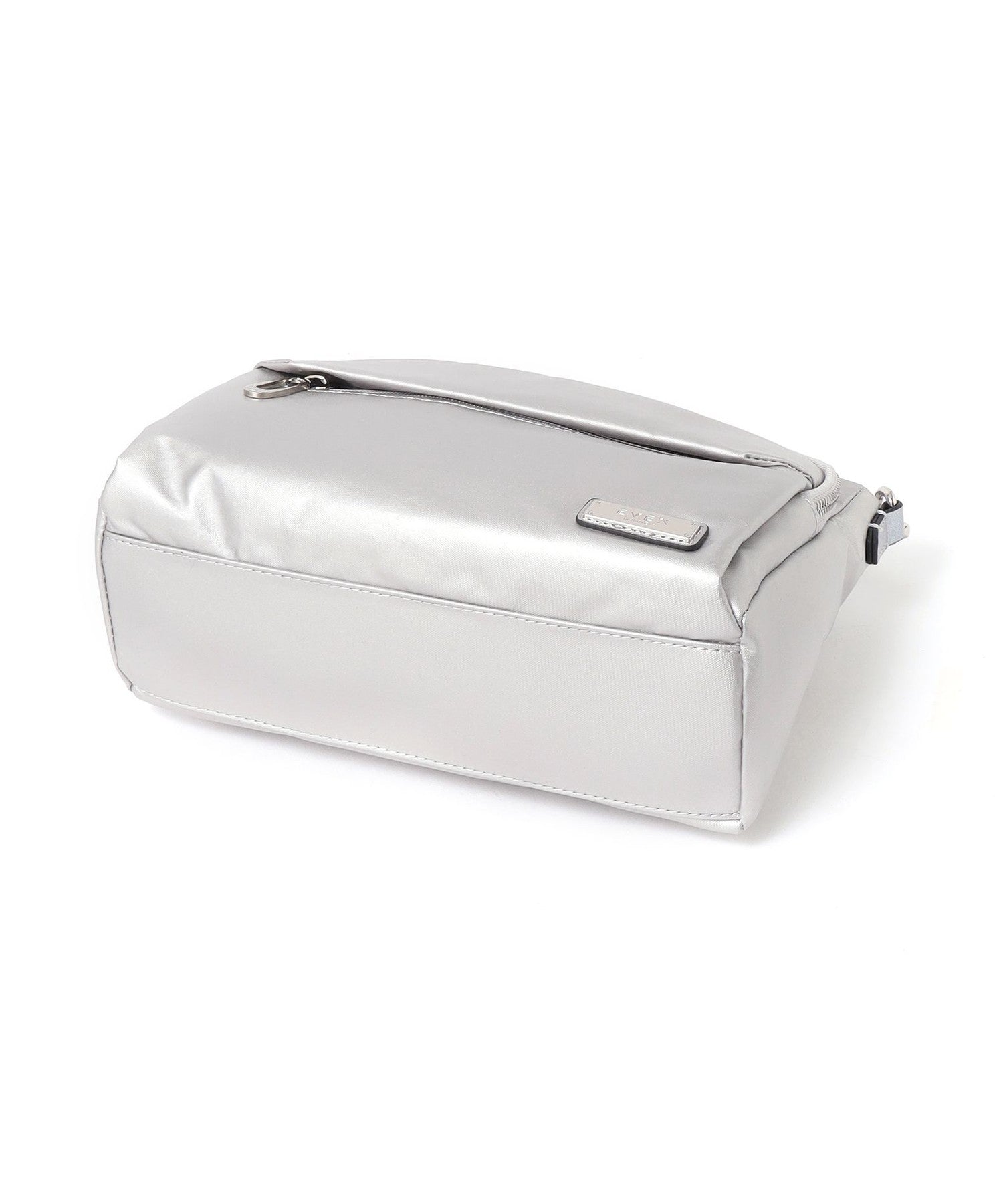 2213-U511252190__N,90,