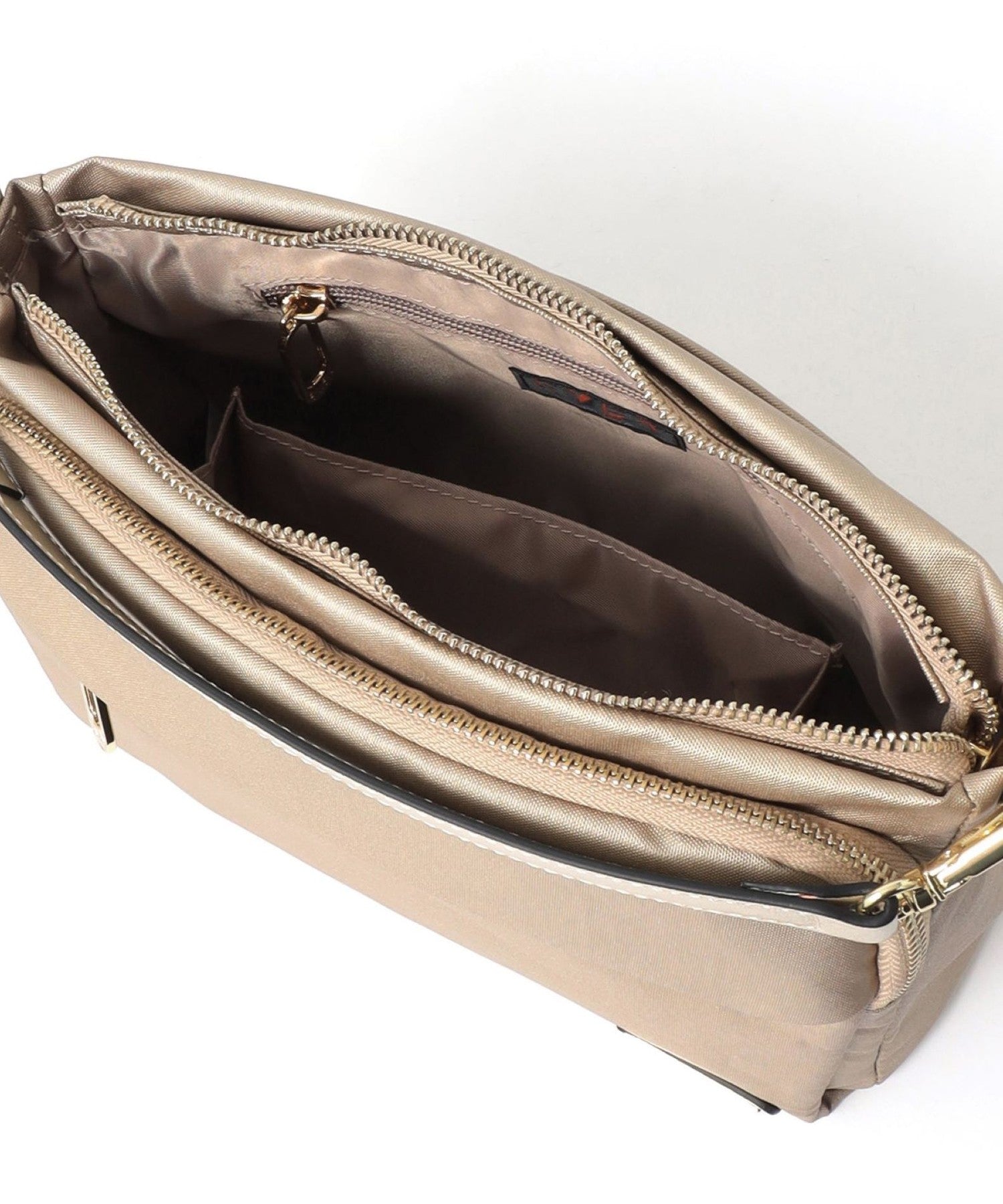 2213-U511252190__P,90,