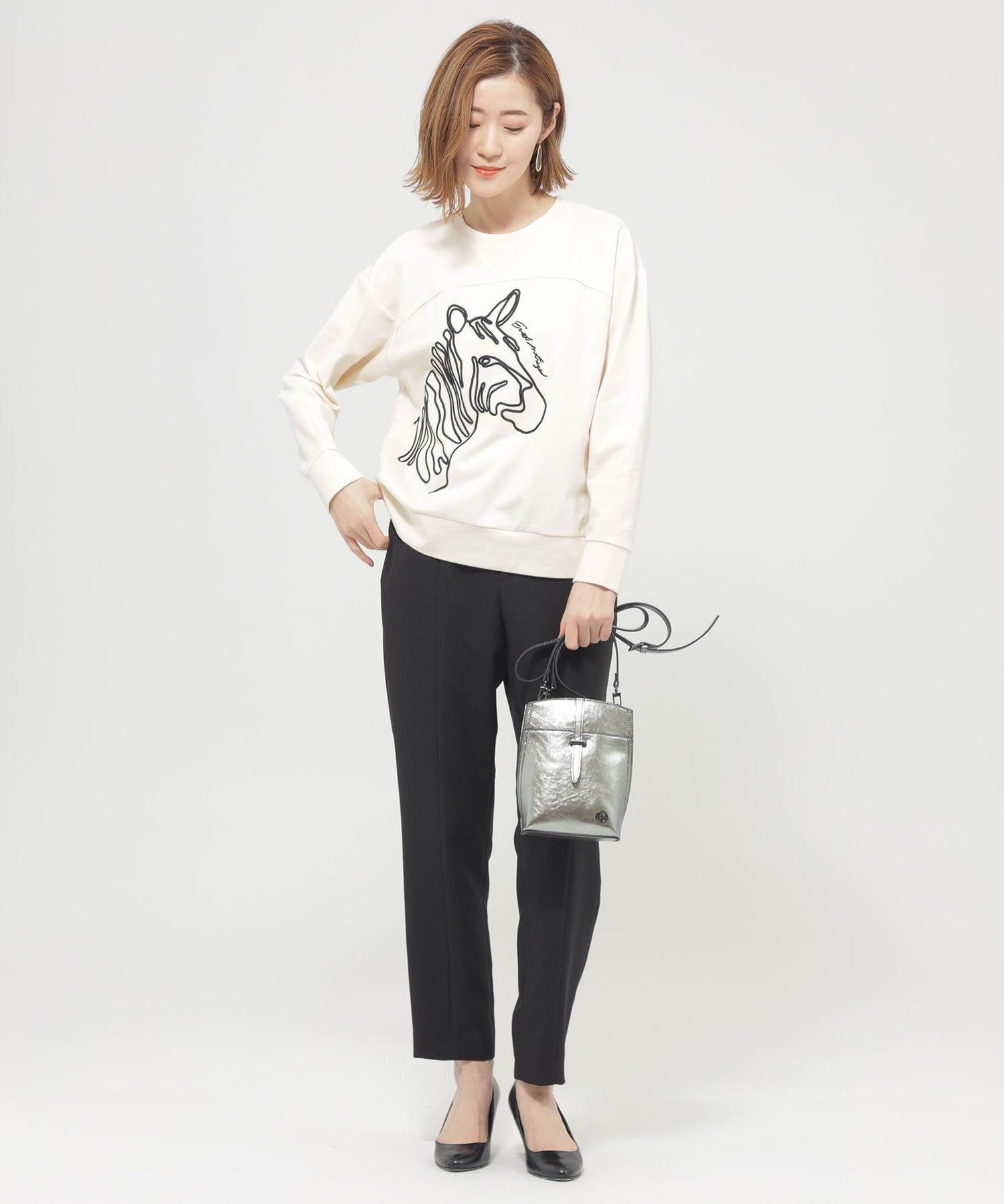 2213-U511352294__J,94,