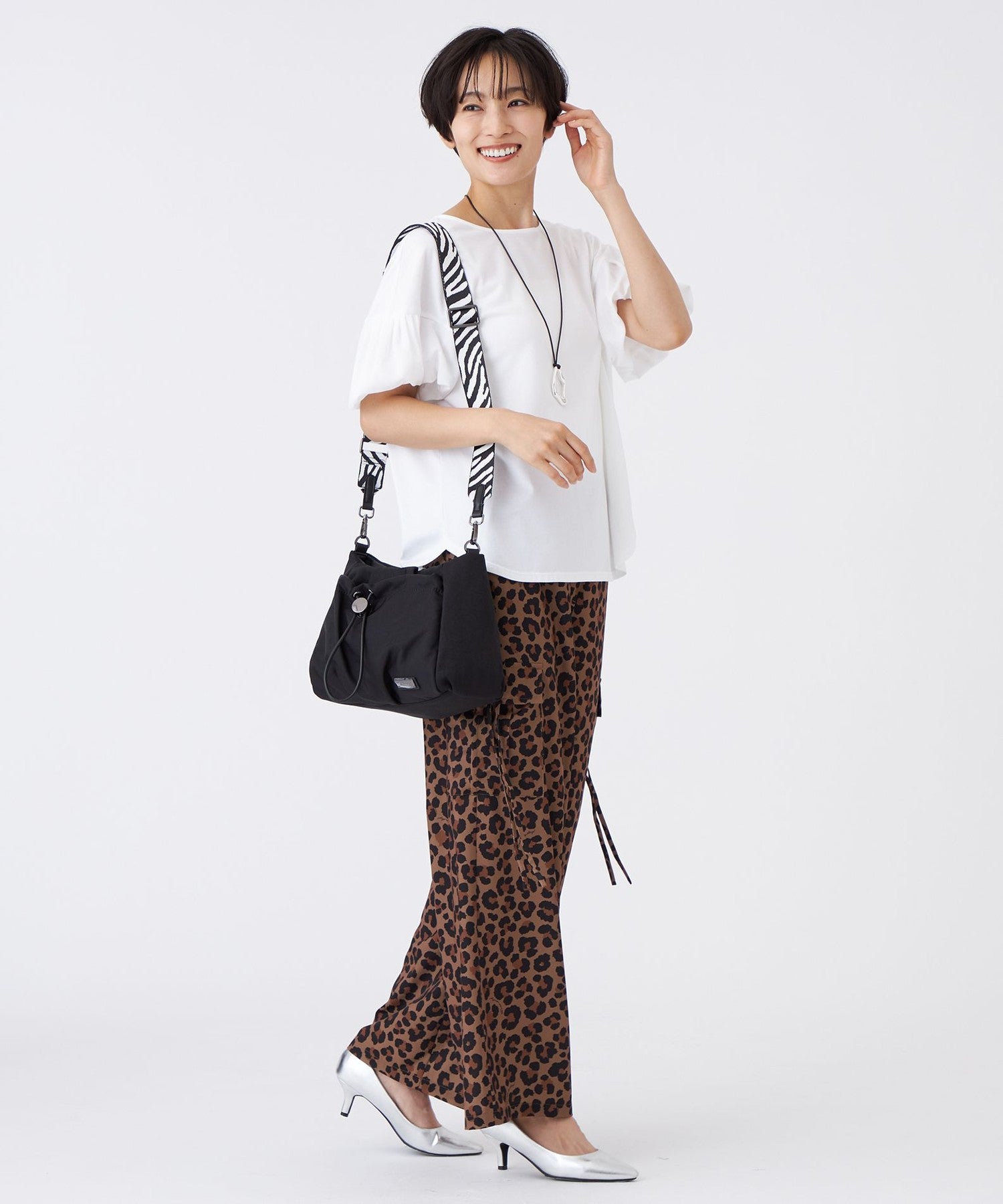 2213-U511362240__J,40,