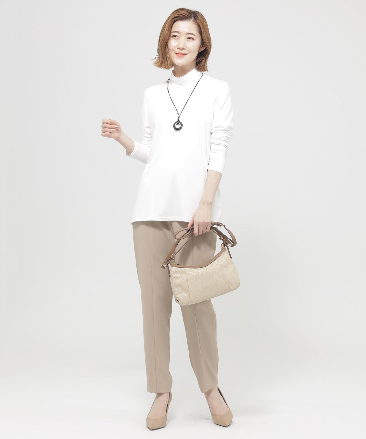 2213-U511552342__J,42,