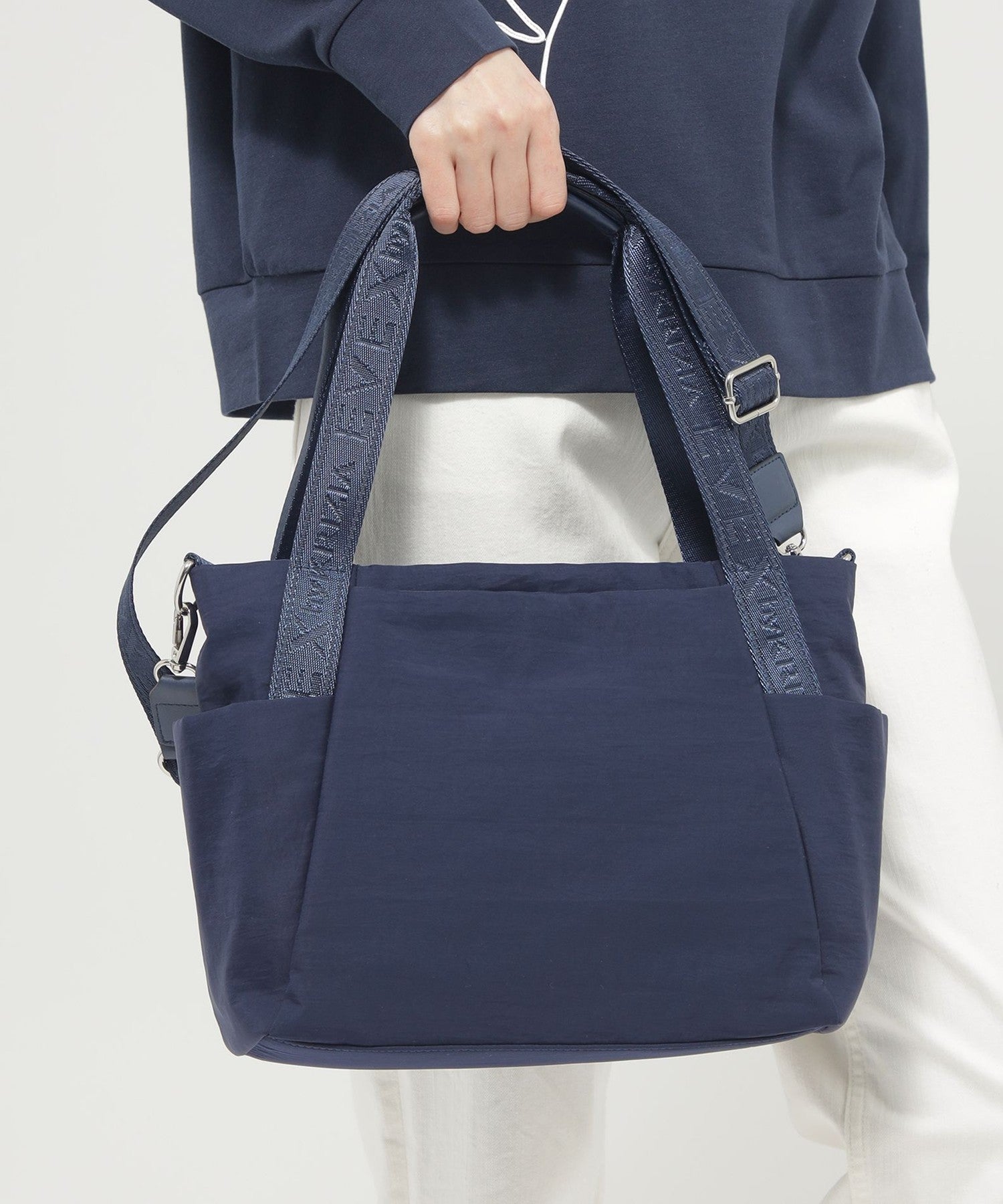 2213-U511652440__H,40,