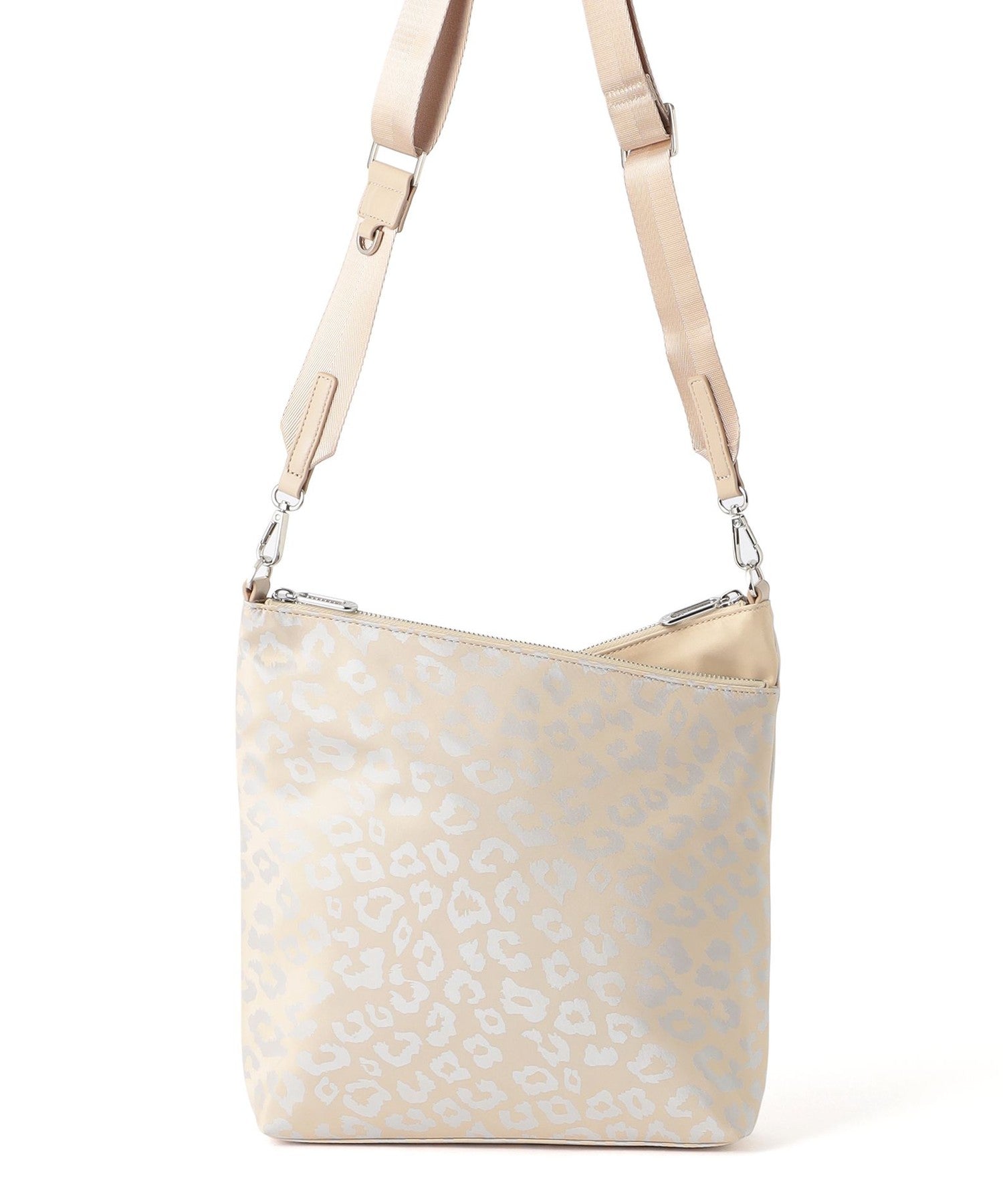 2213-U511662403__M,03,