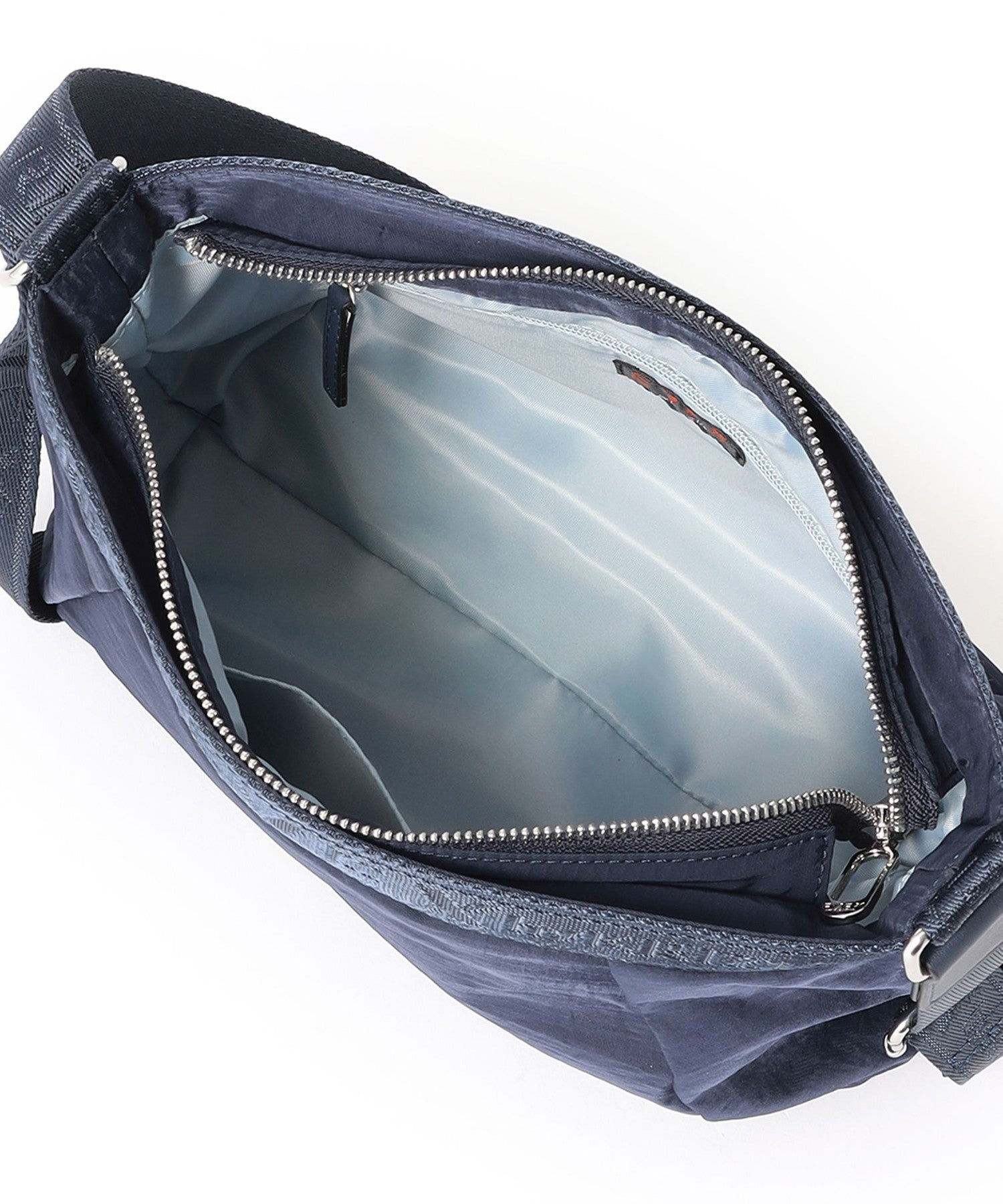 2213-U511752428__O,28,