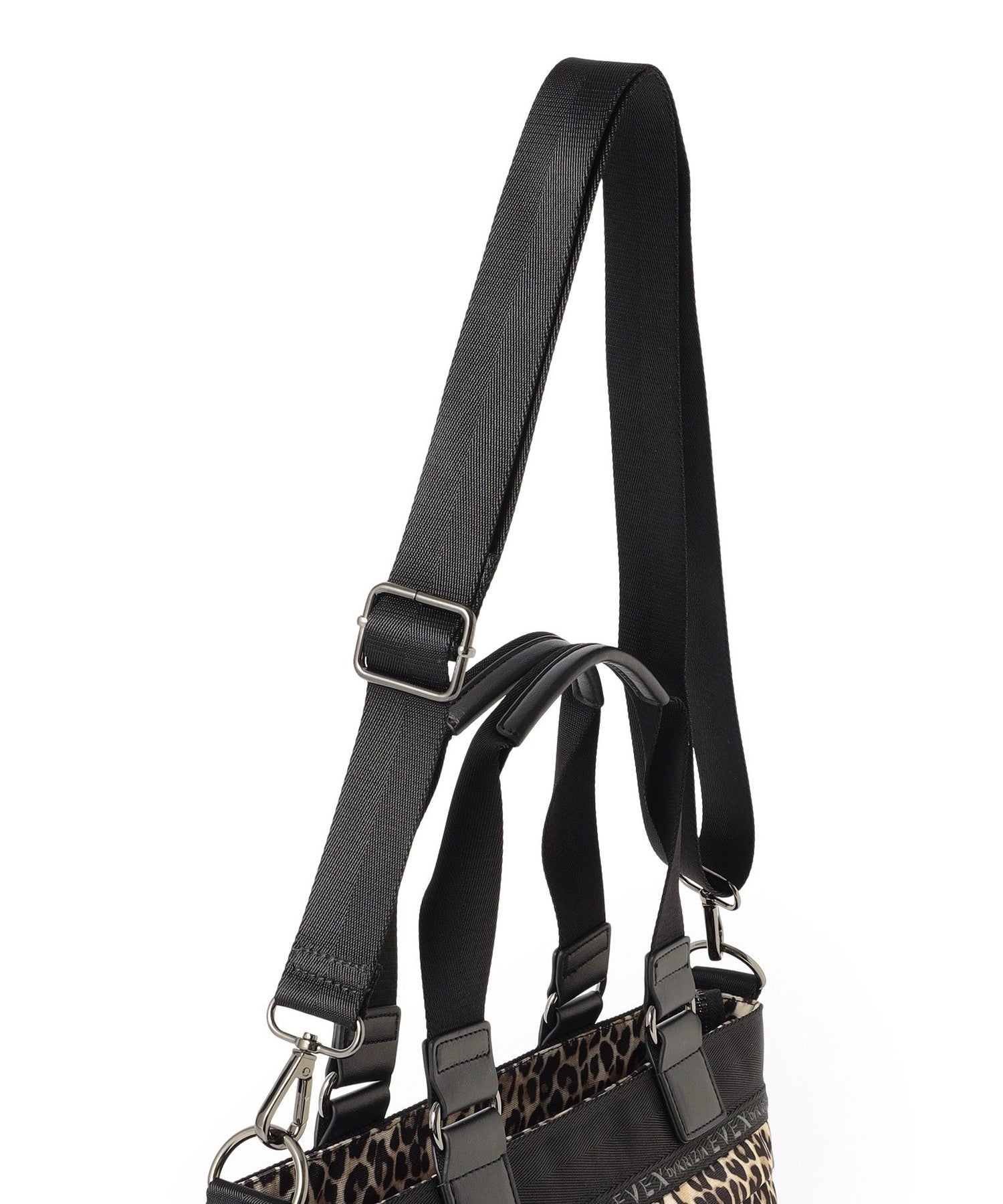 2213-U511852550__R,50,