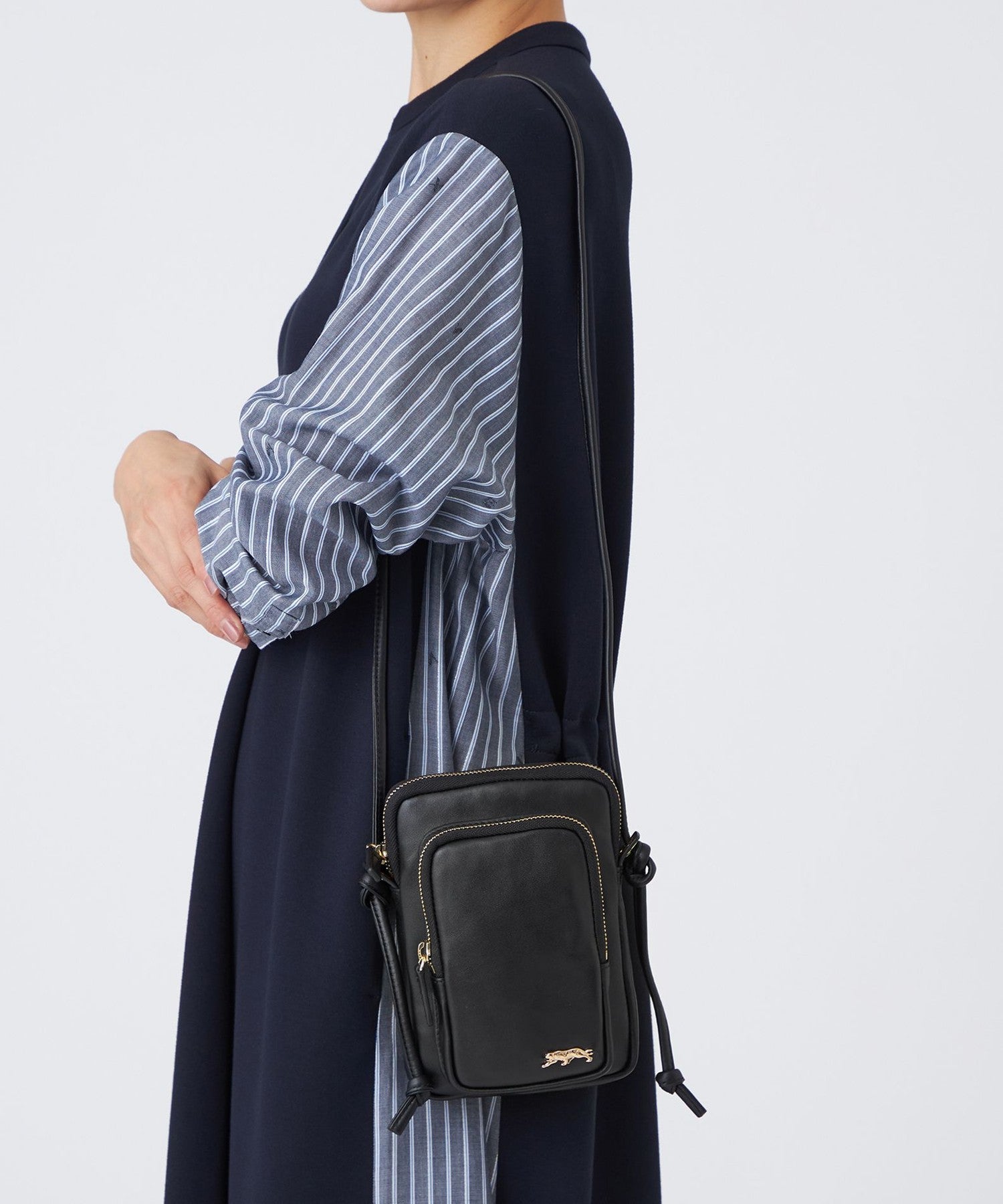 2213-U511862650__H,50,