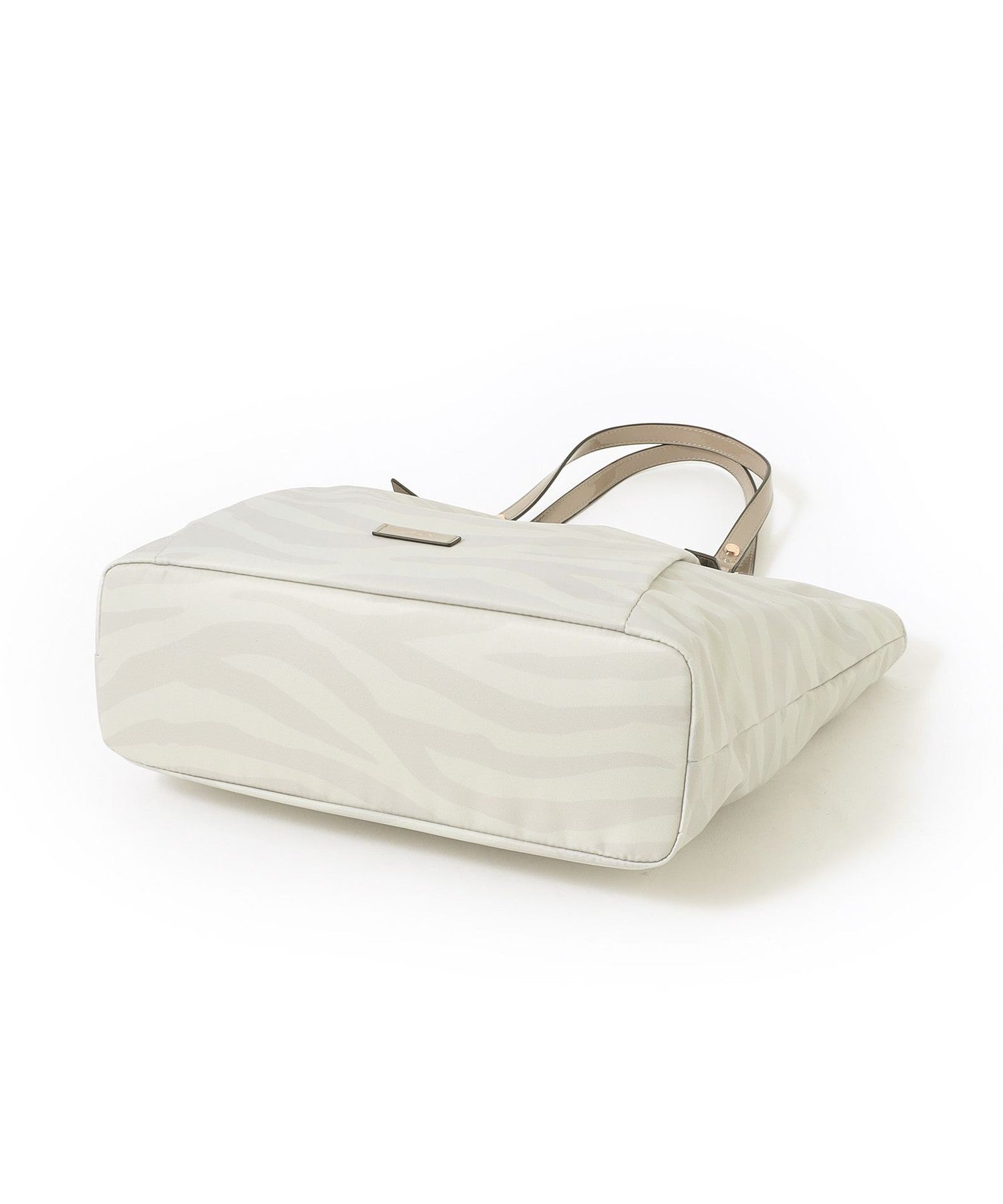 2213-U512152840__N,40,