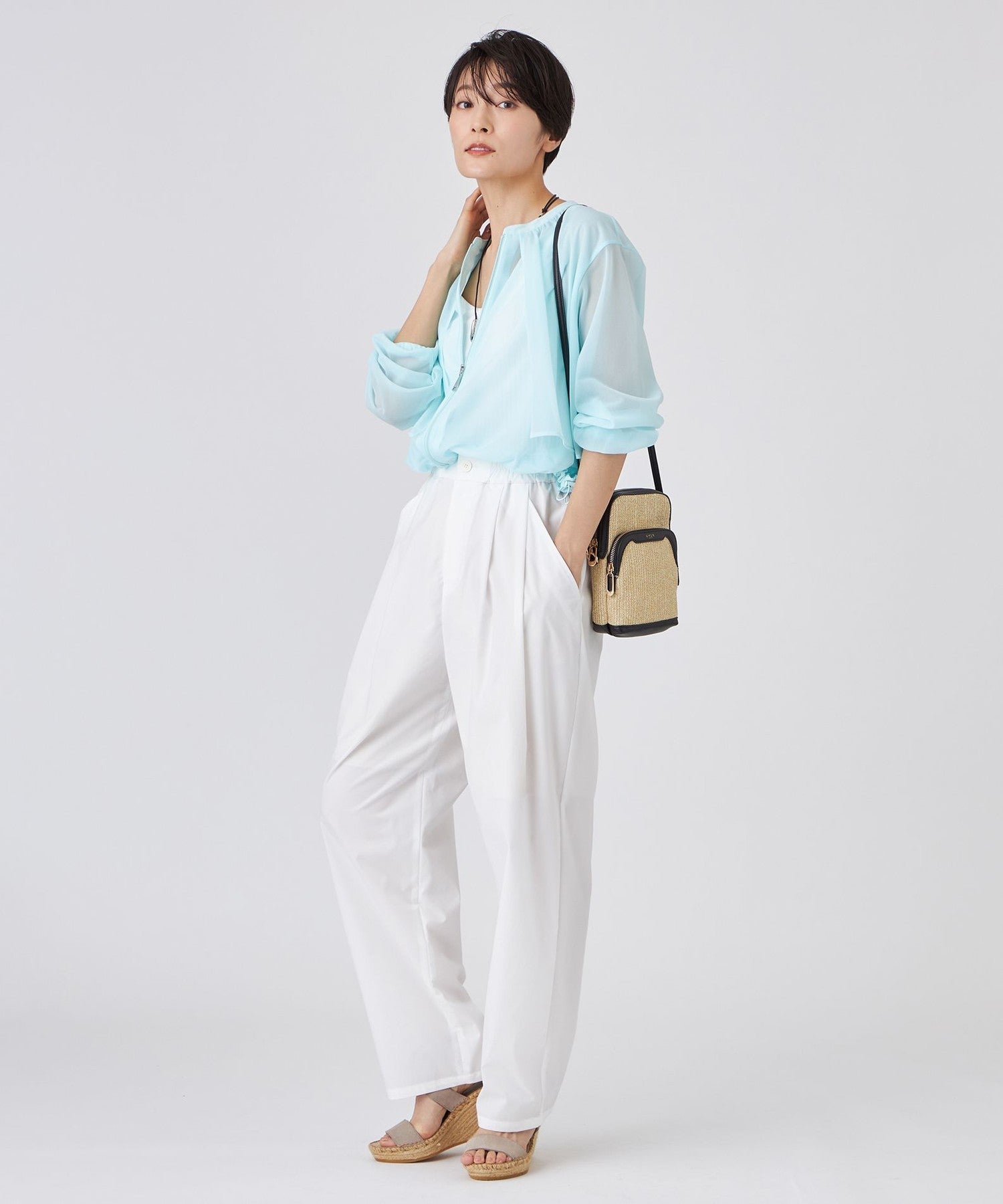 2213-U512753140__L,40,