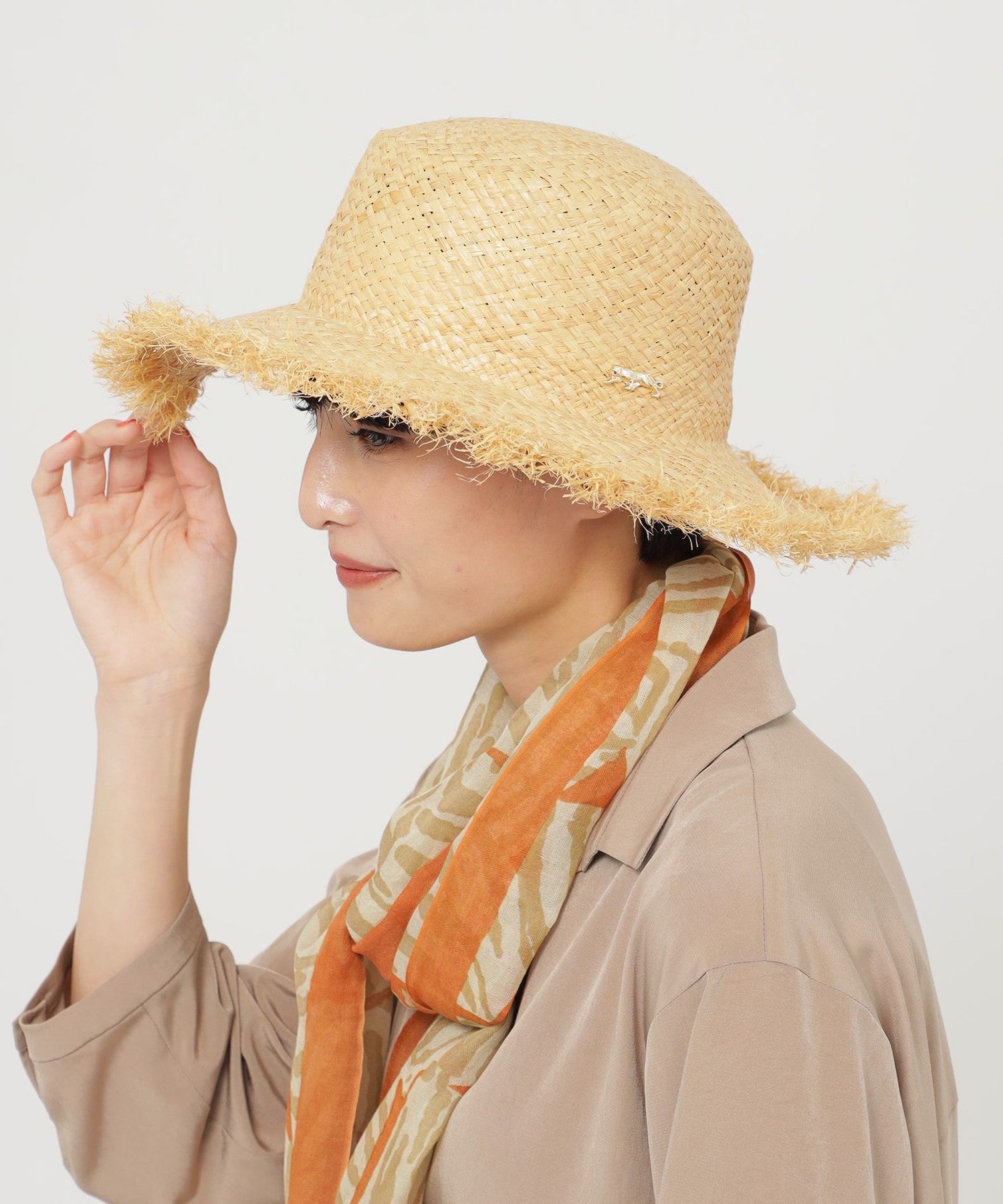 2213-U552930140__,40,