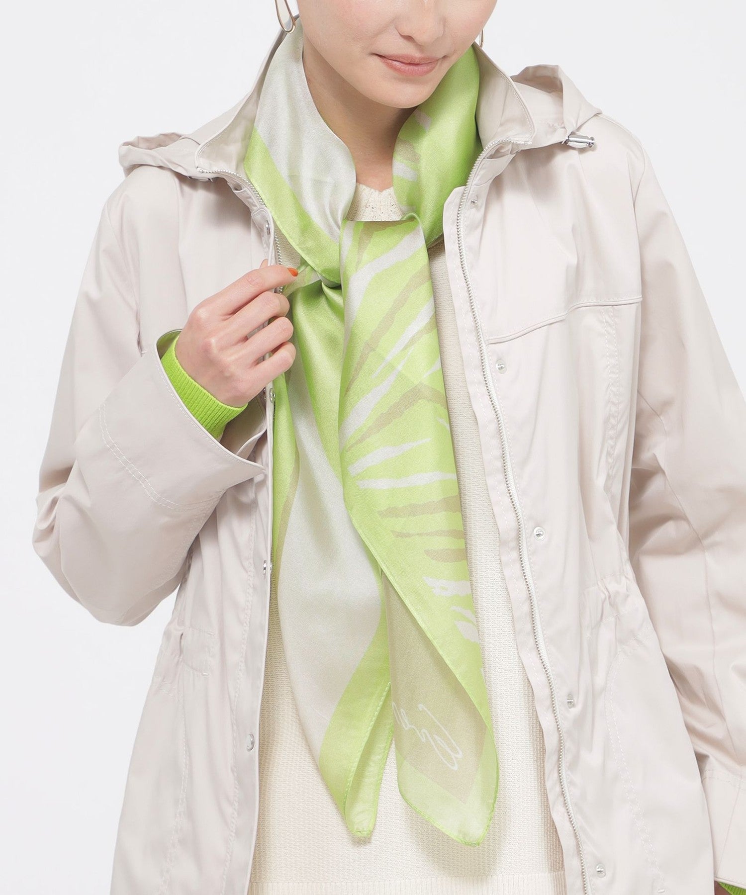 2213-U575137170__,70,