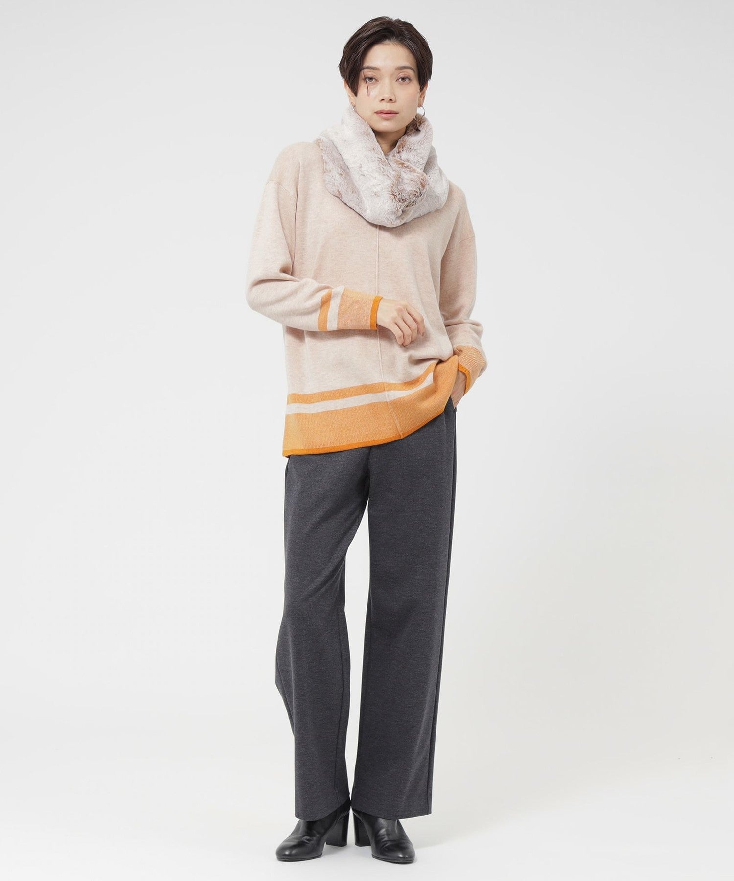 2213-U575227203__C,03,