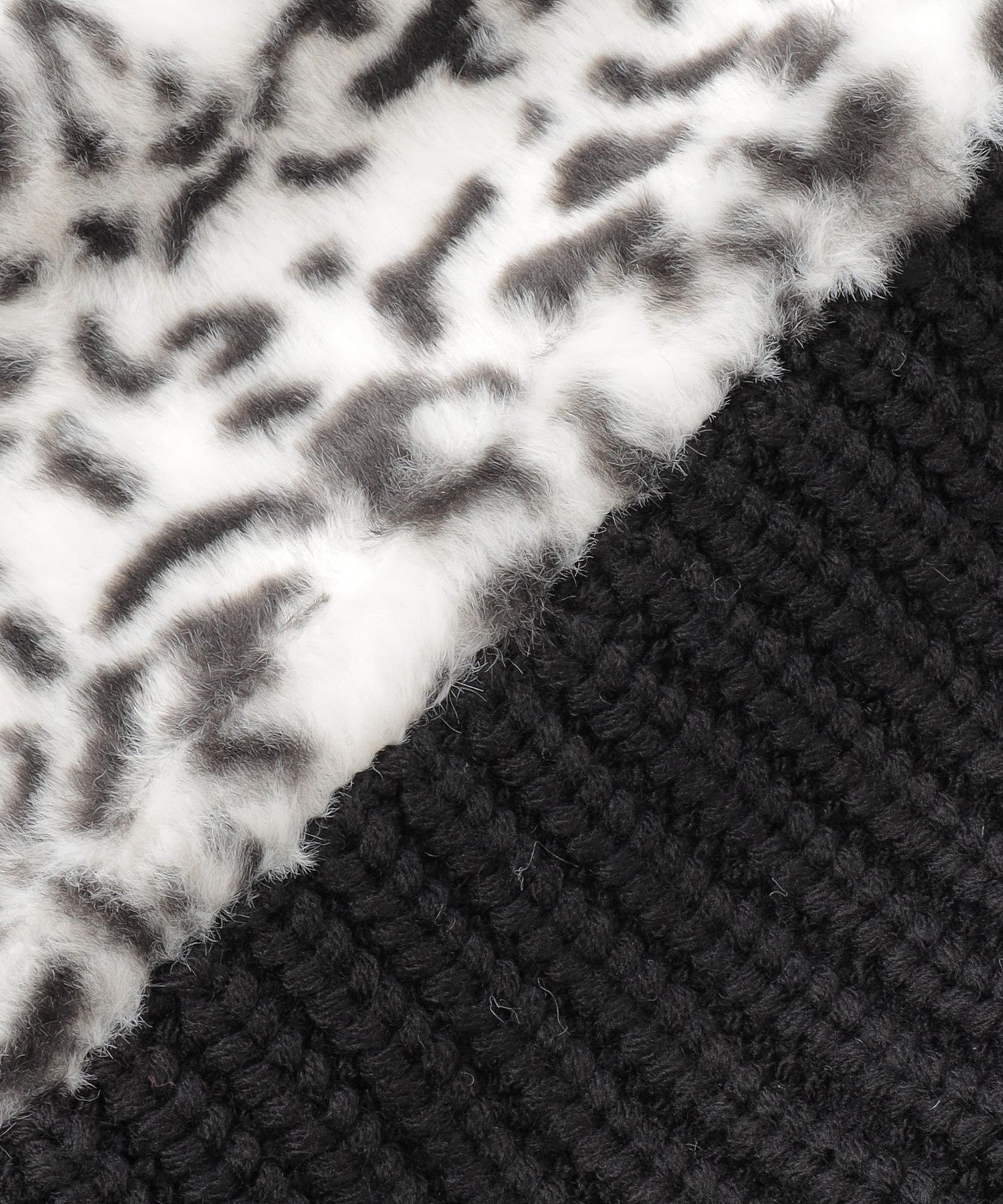 2213-U575227203__H,03,