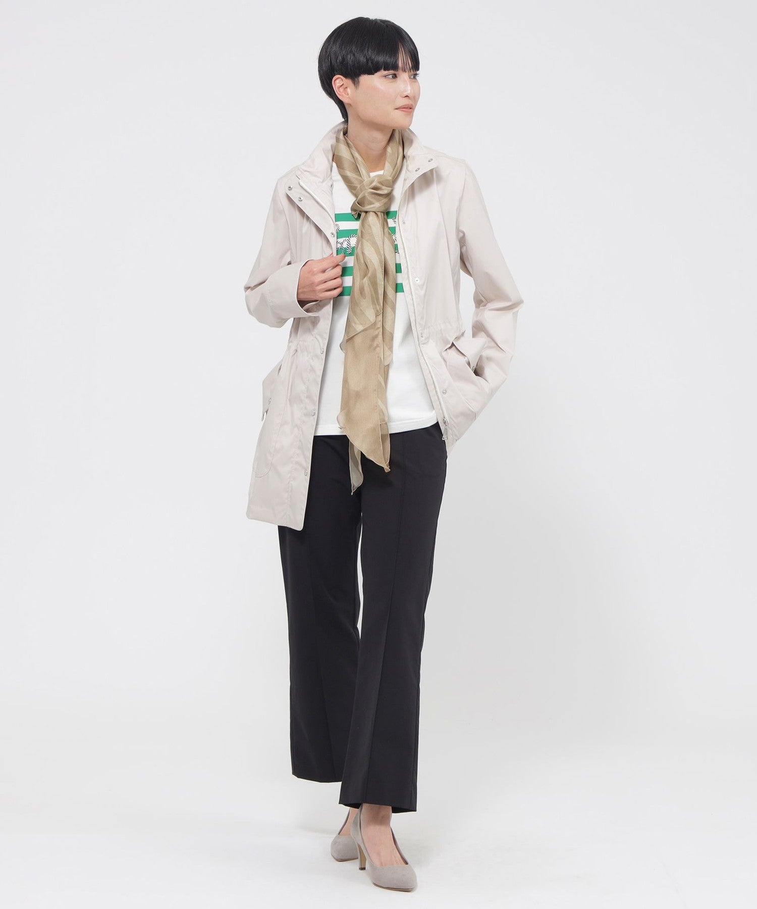 2213-U575237224__I,24,