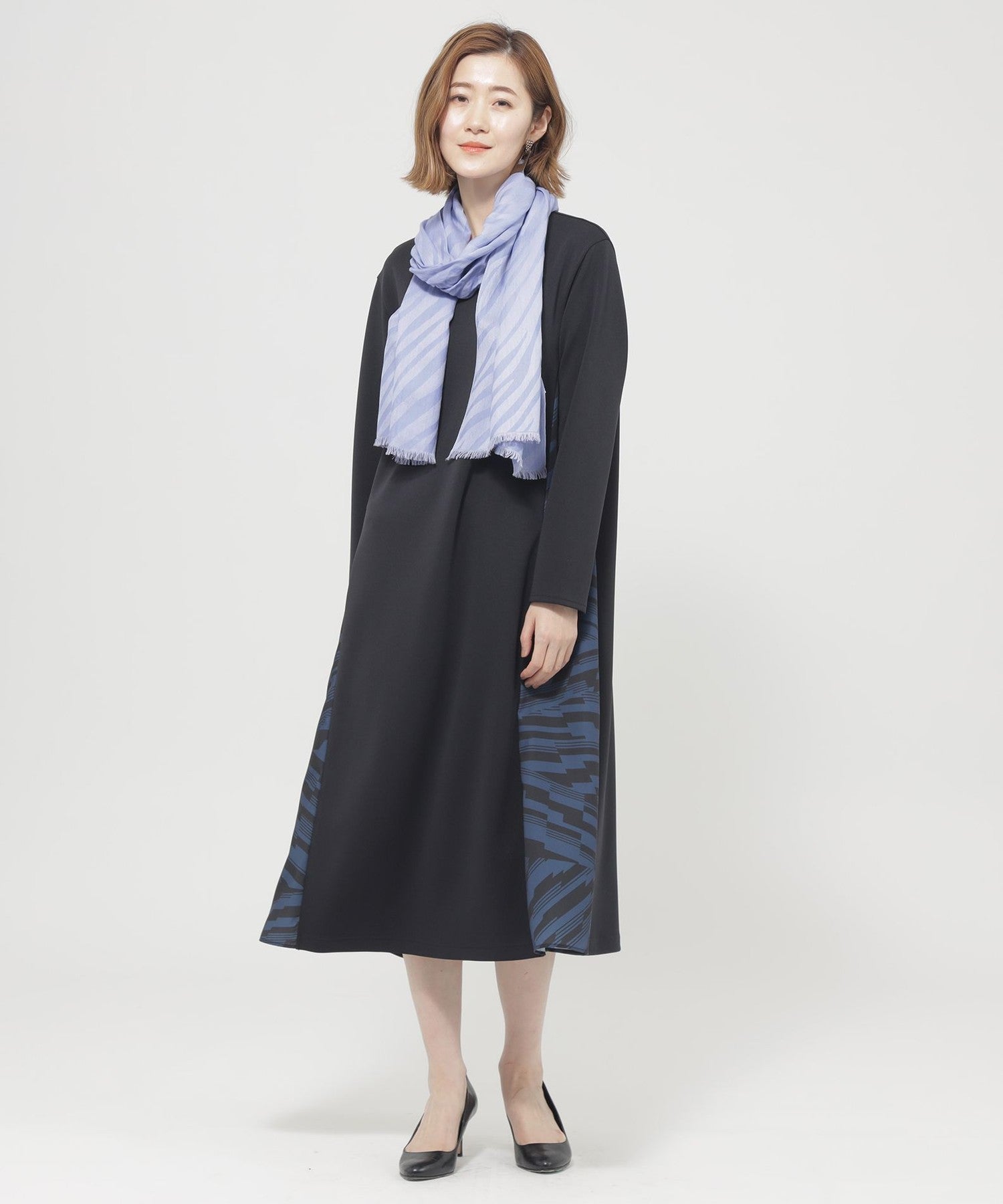 2213-U575257214__I,14,