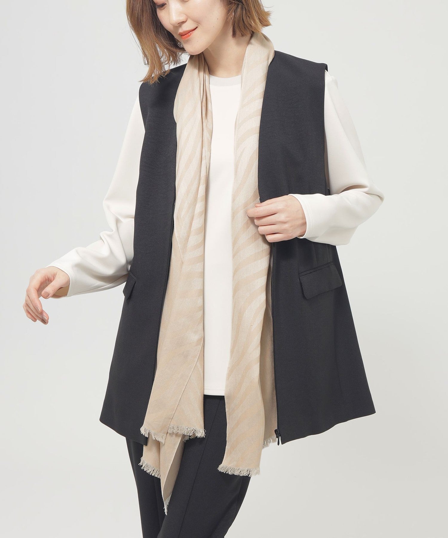 2213-U575257240__,40,