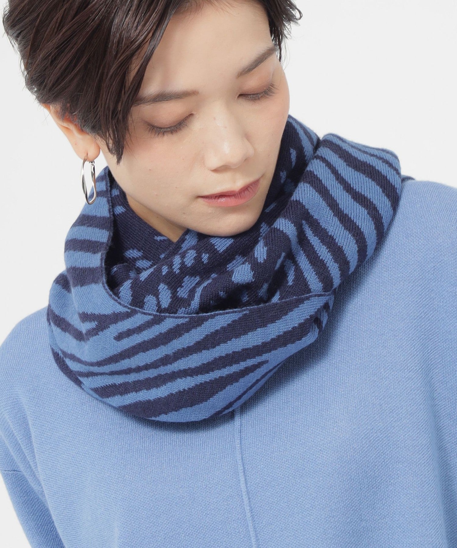 2213-U575327329__,29,