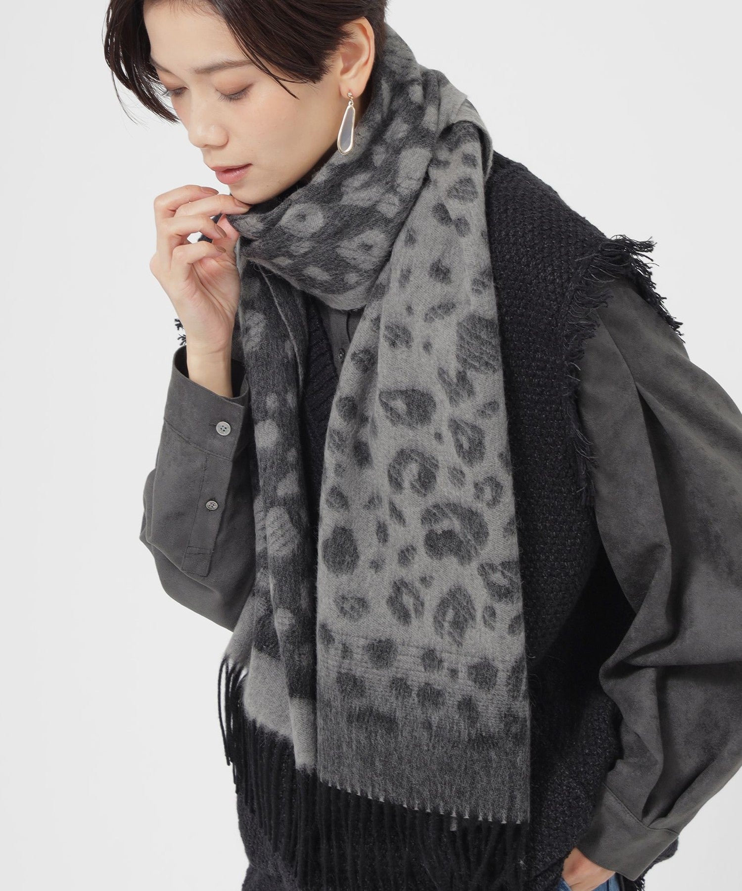 2213-U575427407__,07,