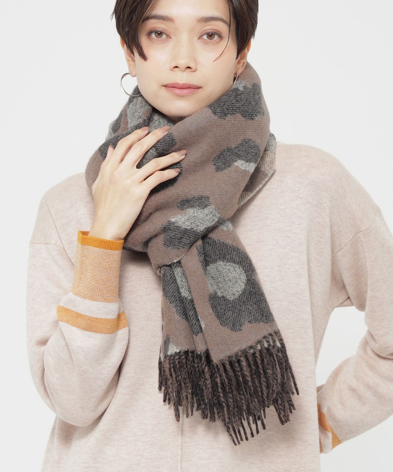 2213-U575527554__,54,