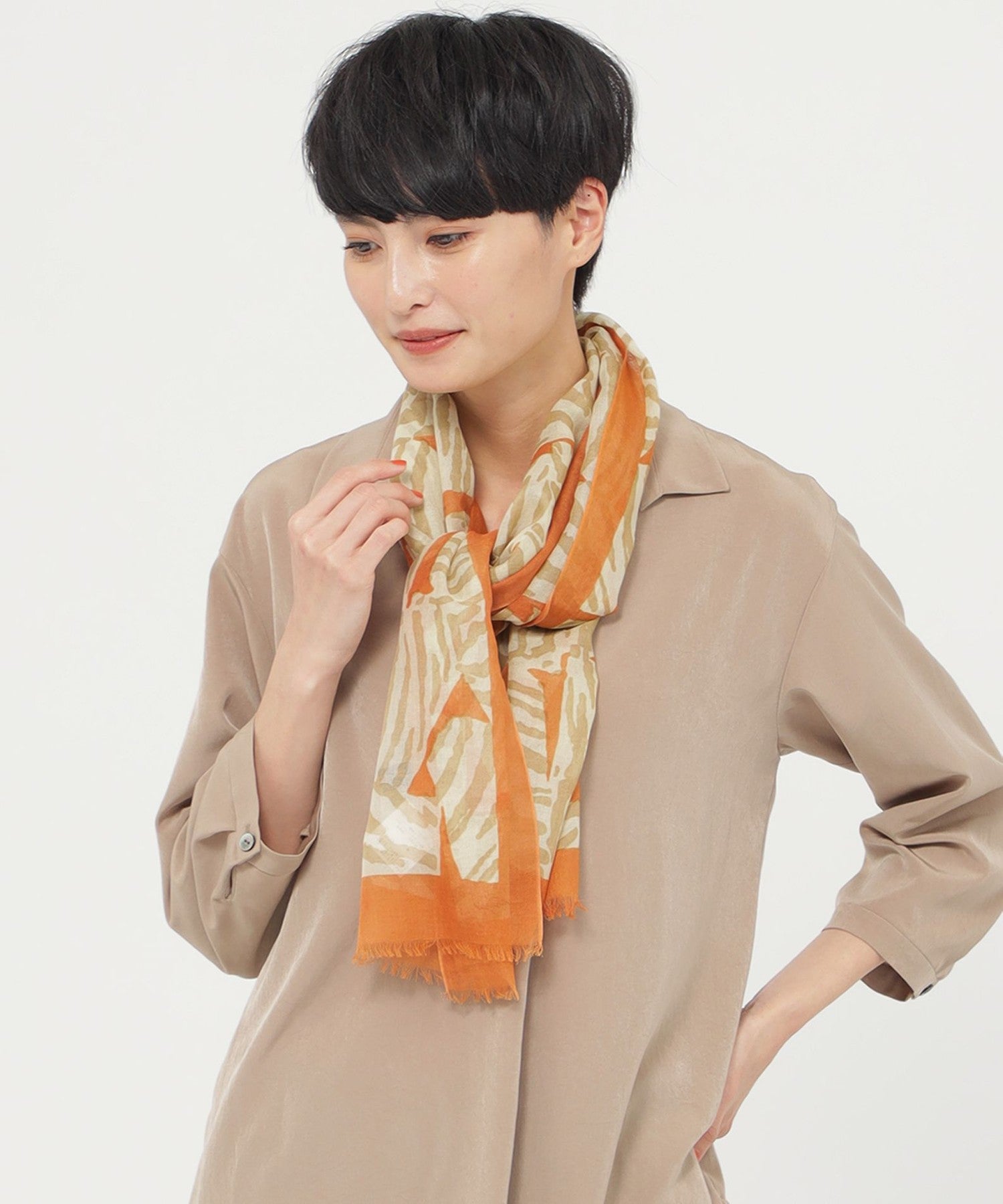 2213-U575537580__,80,