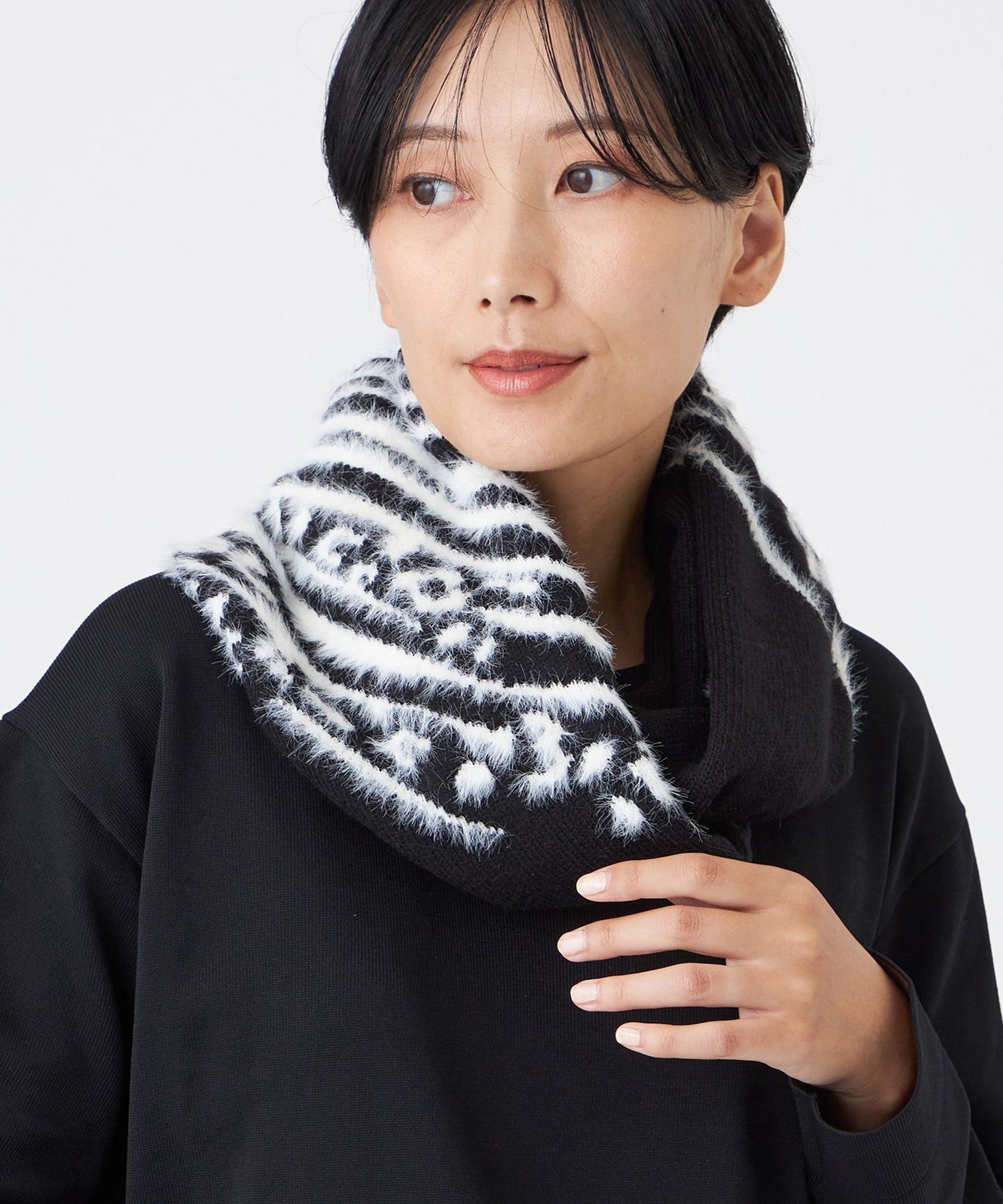 2213-U575567509__,09,