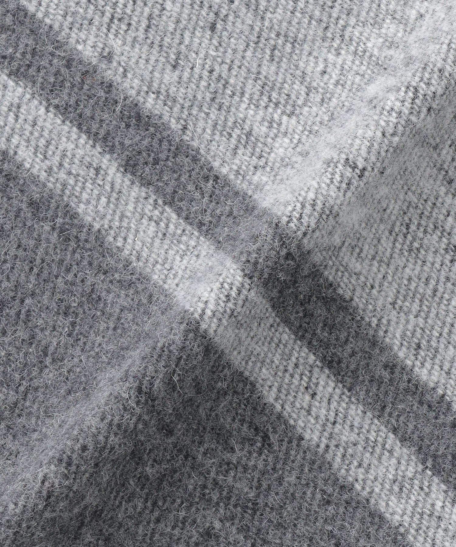 2213-U575627607__J,07,