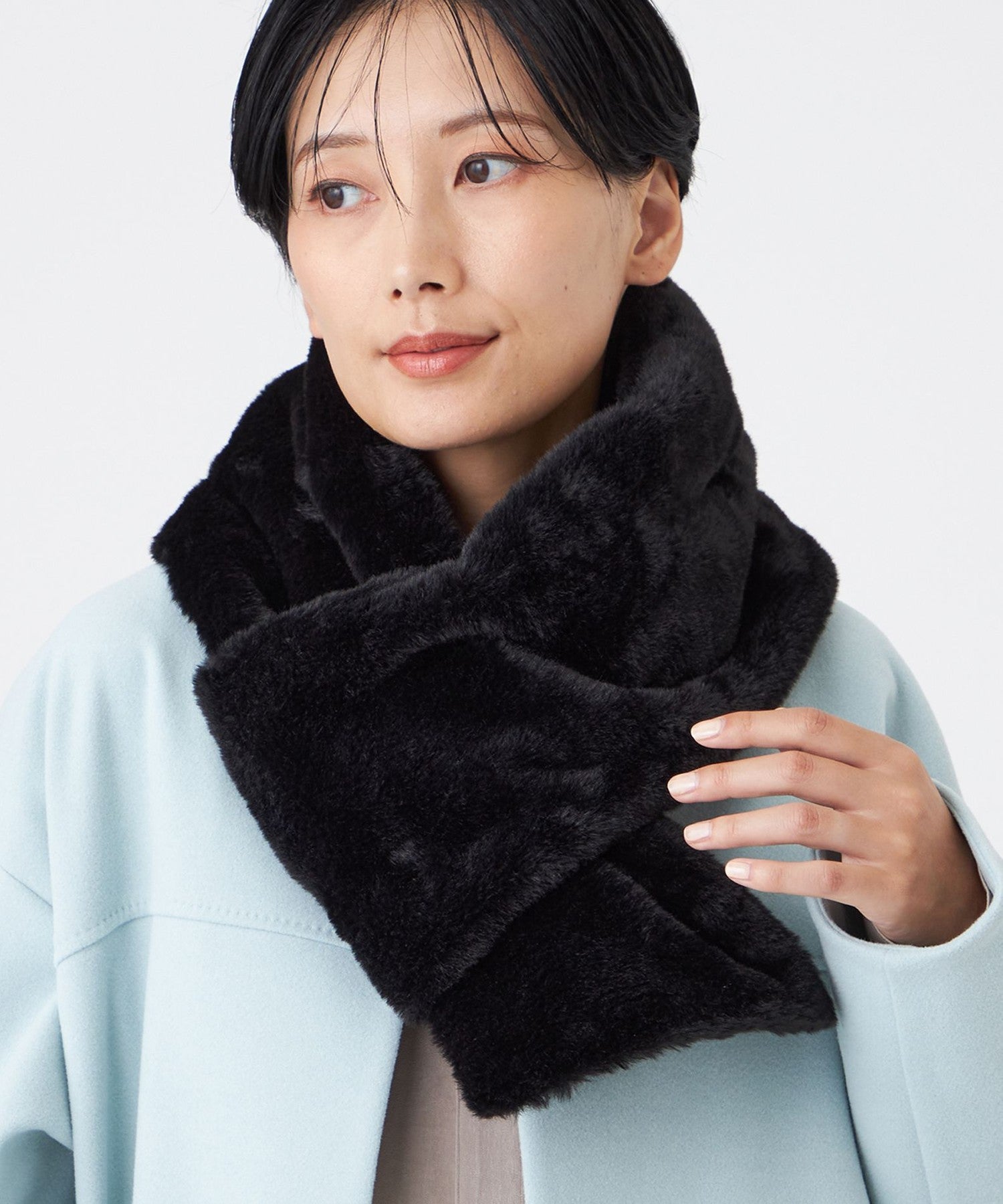 2213-U575667609__,09,