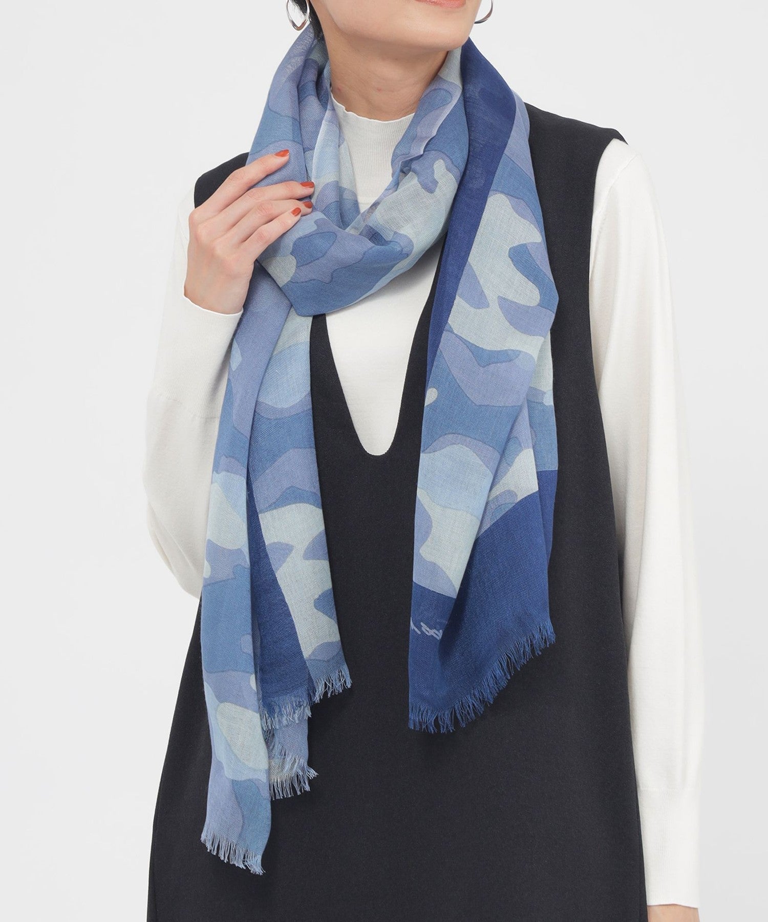 2213-U575727724__,24,