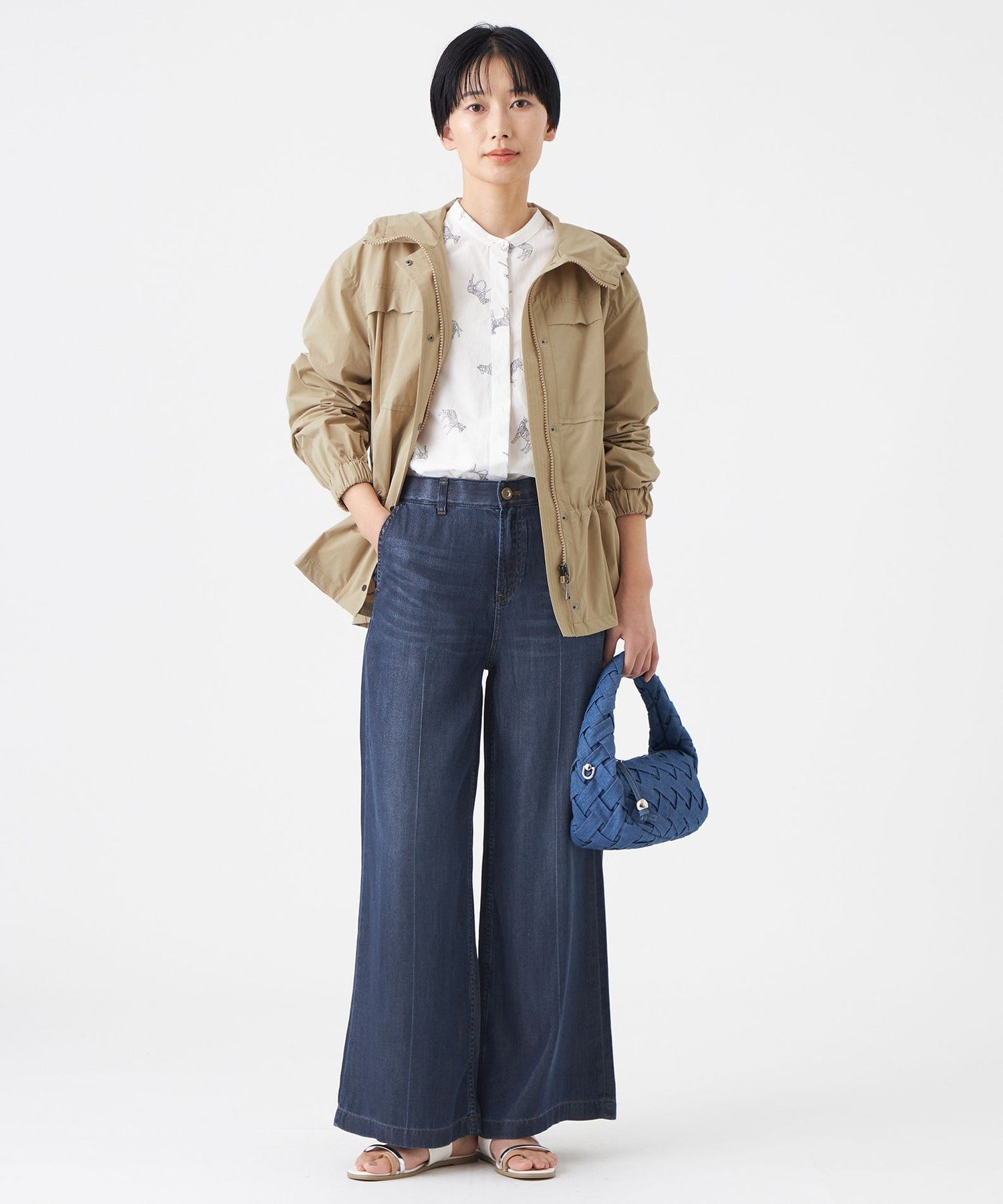 2213-U5A0572740__J,40,