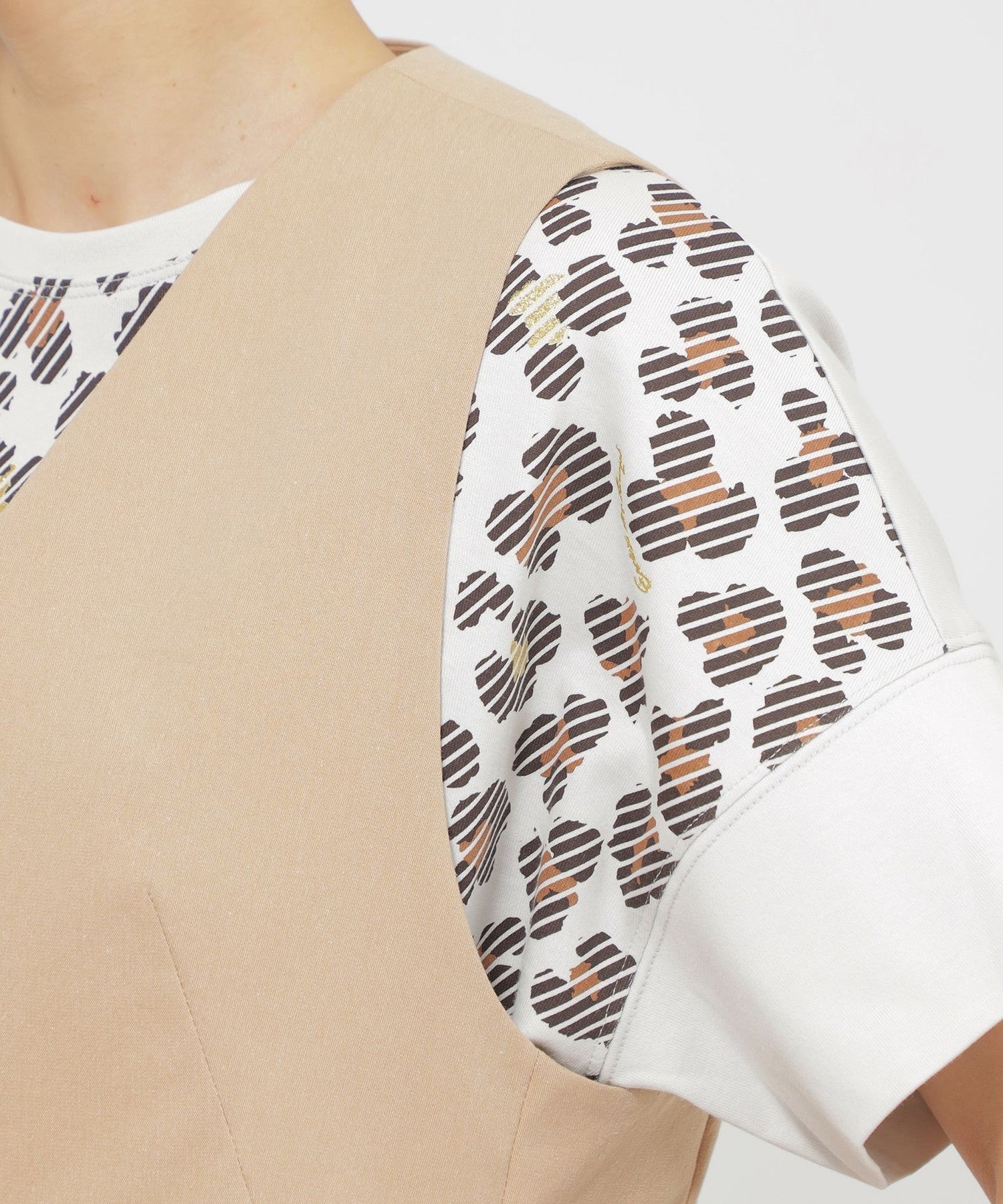 2213-U5G0254350__M,50,