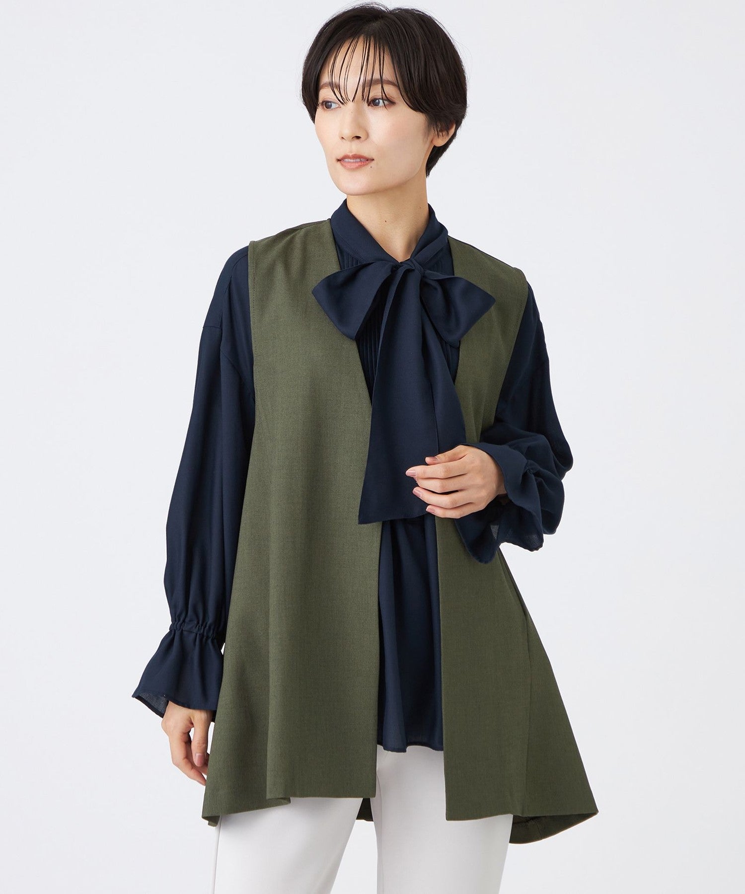 2213-U5G0262875__,75,モデル身長163cm 着用サイズ：40